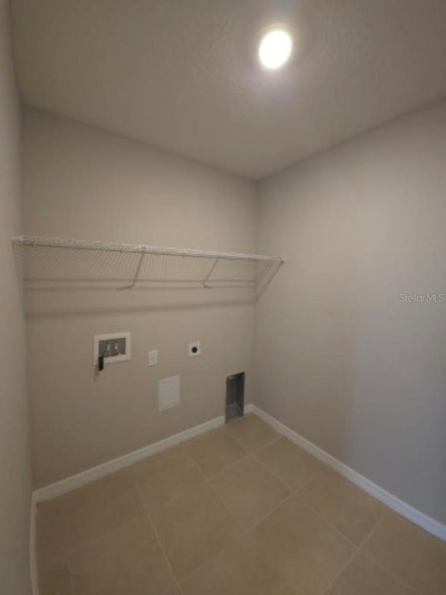 1580 BERING RD, WESLEY CHAPEL, FL, 33543