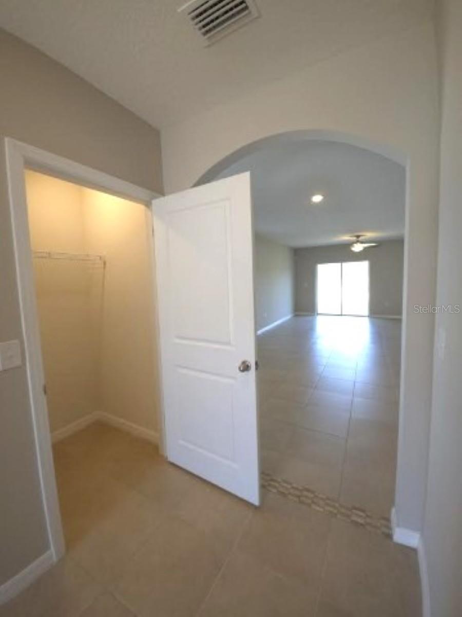 1580 BERING RD, WESLEY CHAPEL, FL, 33543