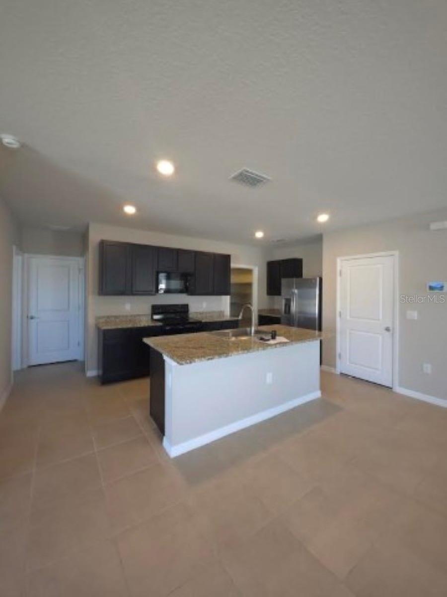 1580 BERING RD, WESLEY CHAPEL, FL, 33543