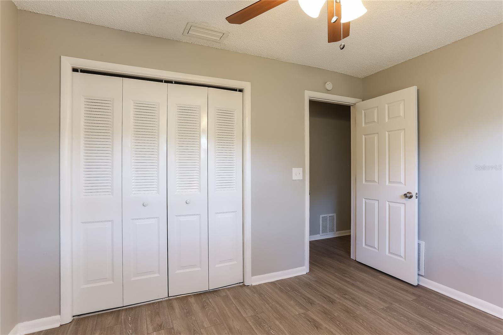 2704 WOODVIEW CT, CLEARWATER, FL, 33761