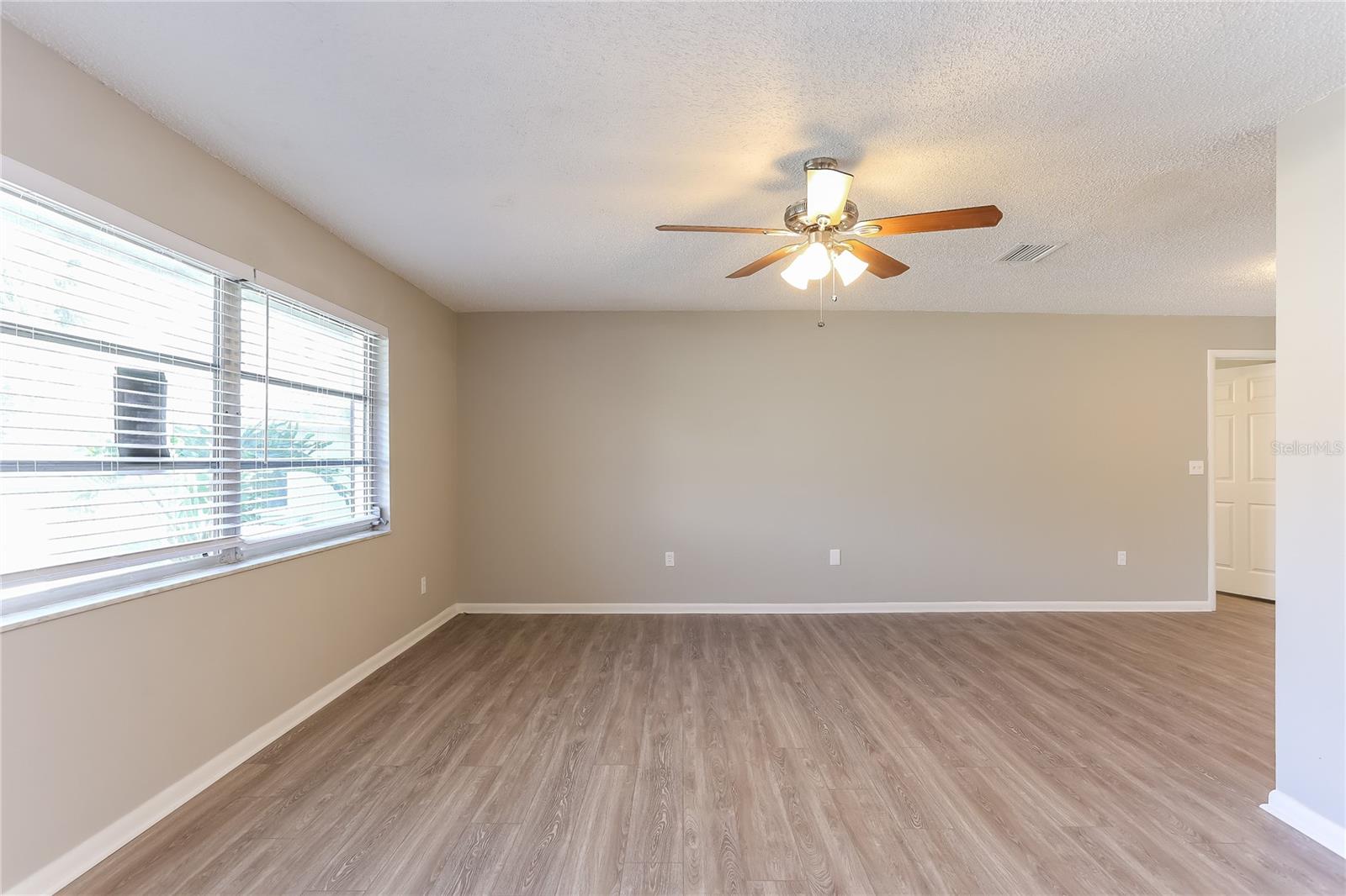 2704 WOODVIEW CT, CLEARWATER, FL, 33761