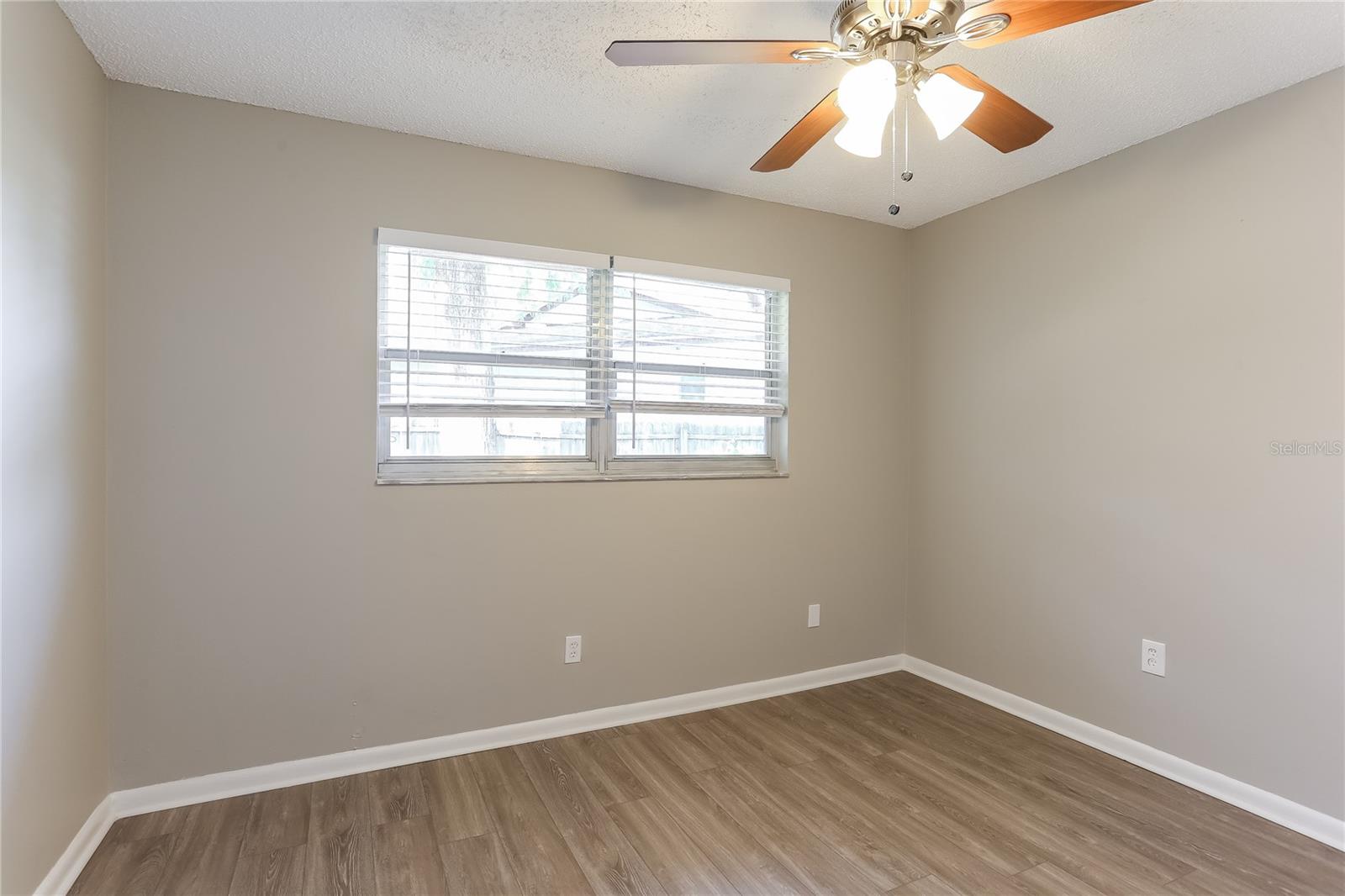 2704 WOODVIEW CT, CLEARWATER, FL, 33761