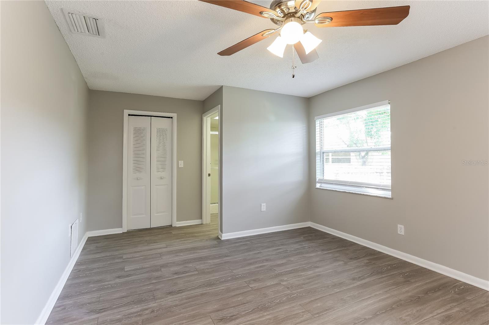 2704 WOODVIEW CT, CLEARWATER, FL, 33761