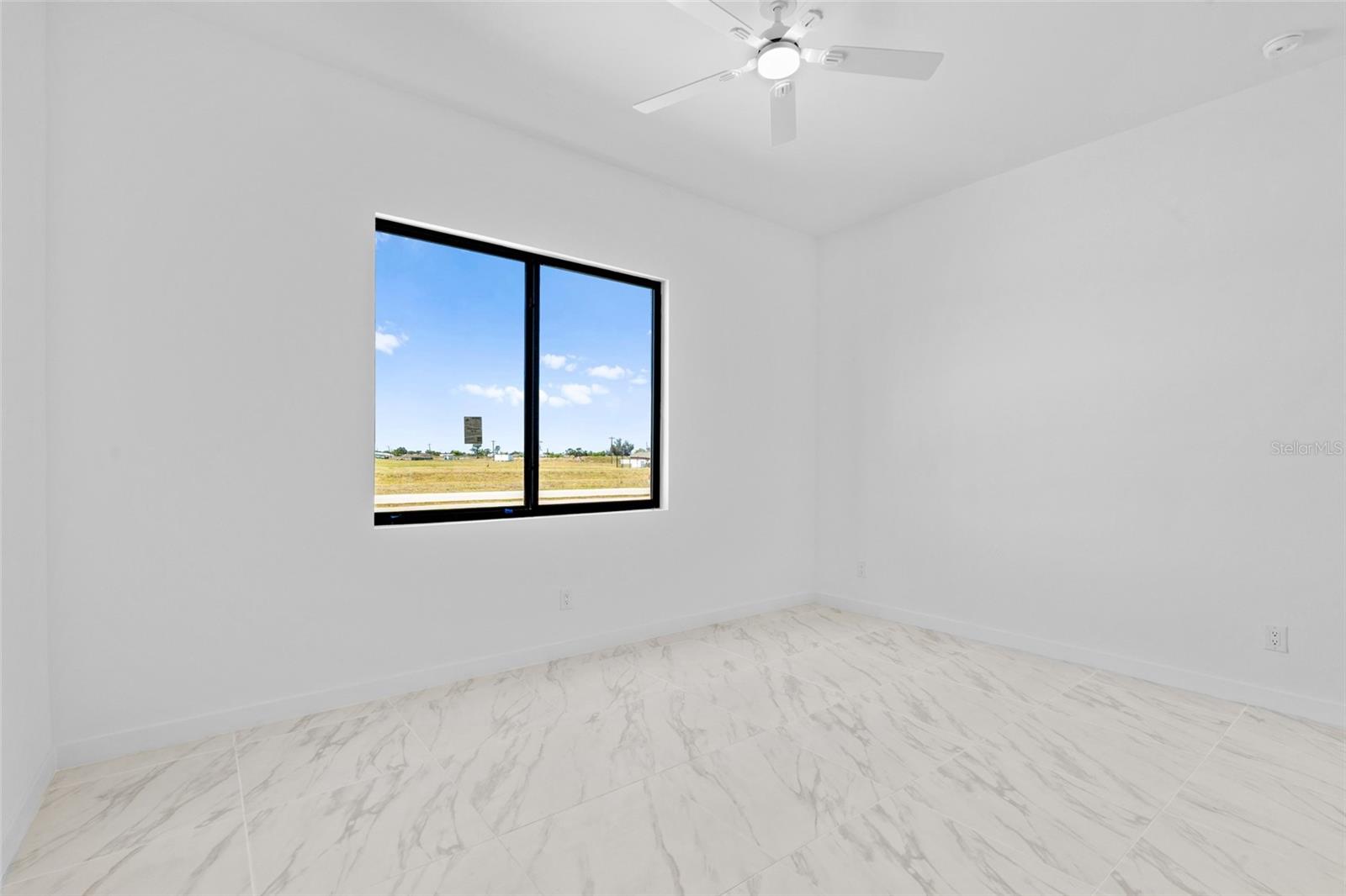 1247 KISMET PKWY W, CAPE CORAL, FL, 33993