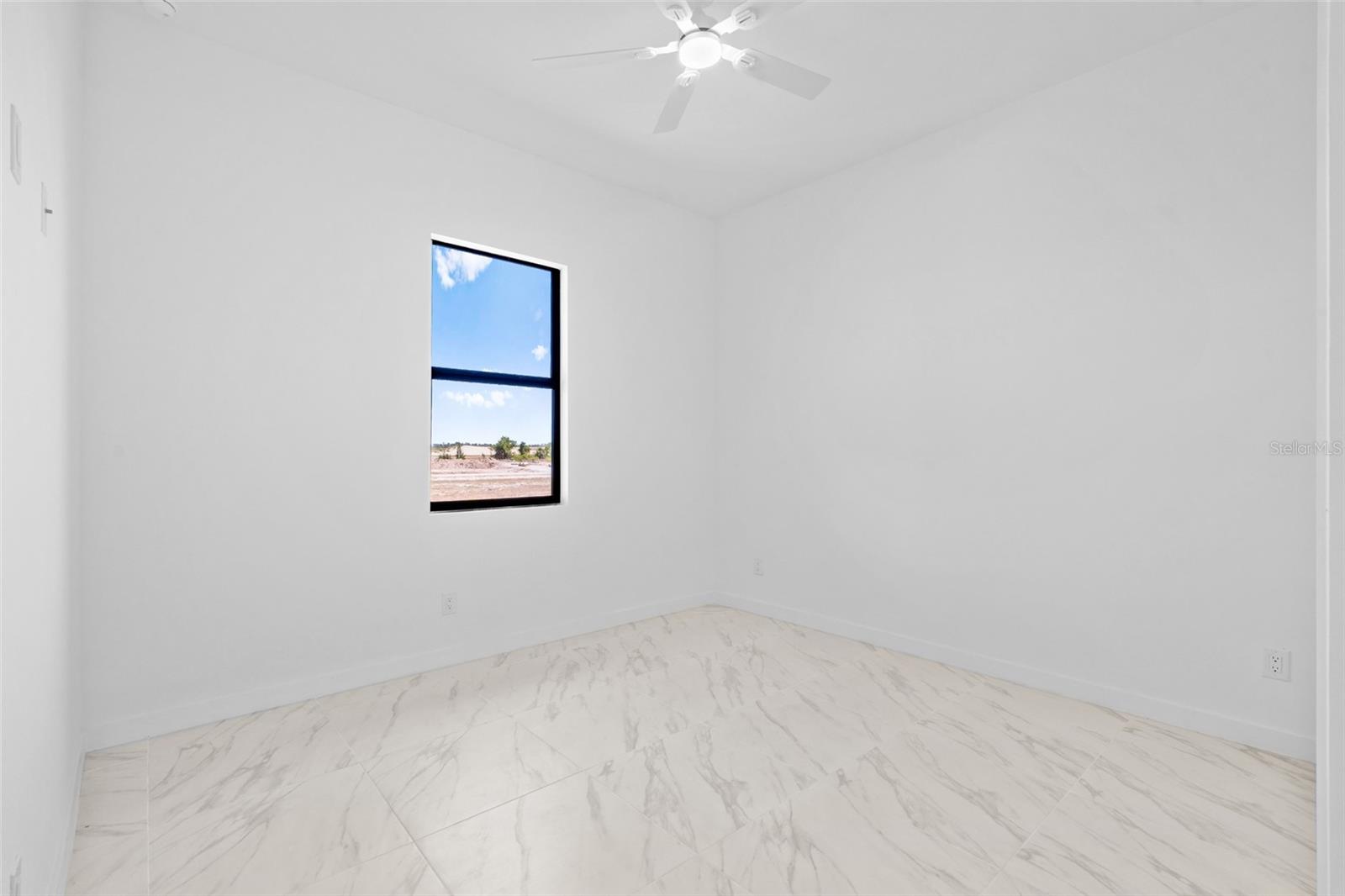 1247 KISMET PKWY W, CAPE CORAL, FL, 33993