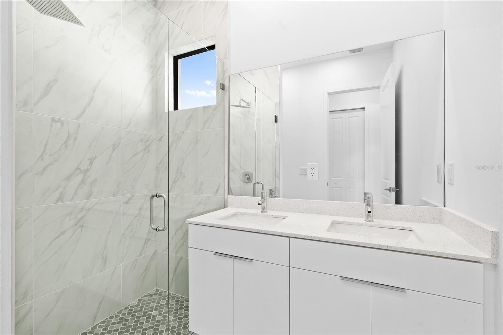 1247 KISMET PKWY W, CAPE CORAL, FL, 33993