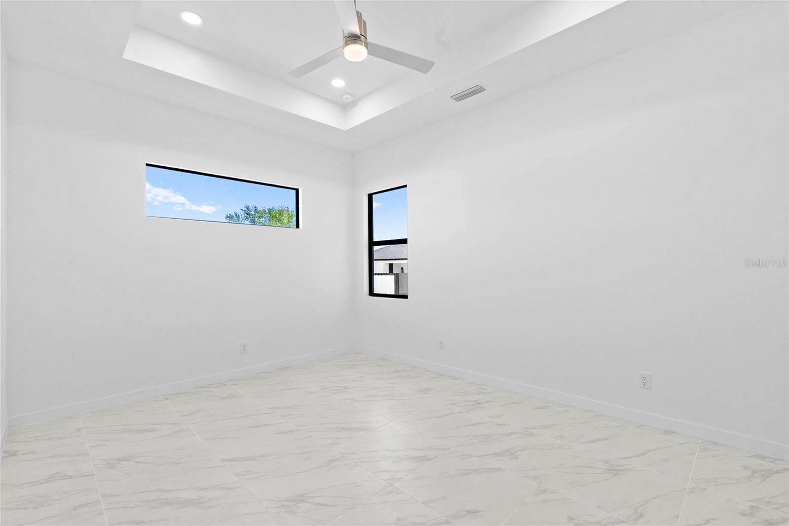 1247 KISMET PKWY W, CAPE CORAL, FL, 33993