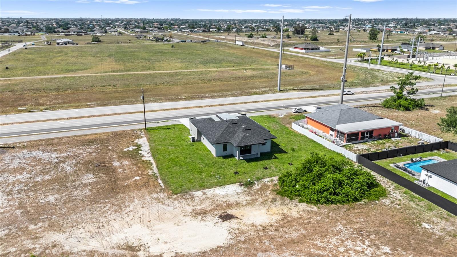 1247 KISMET PKWY W, CAPE CORAL, FL, 33993