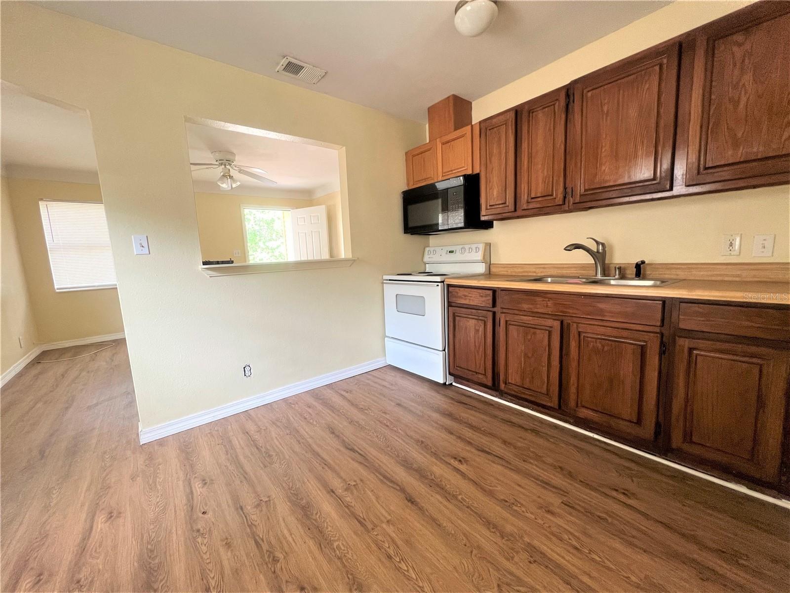 6025 CEDAR ST NE, ST PETERSBURG, FL, 33703