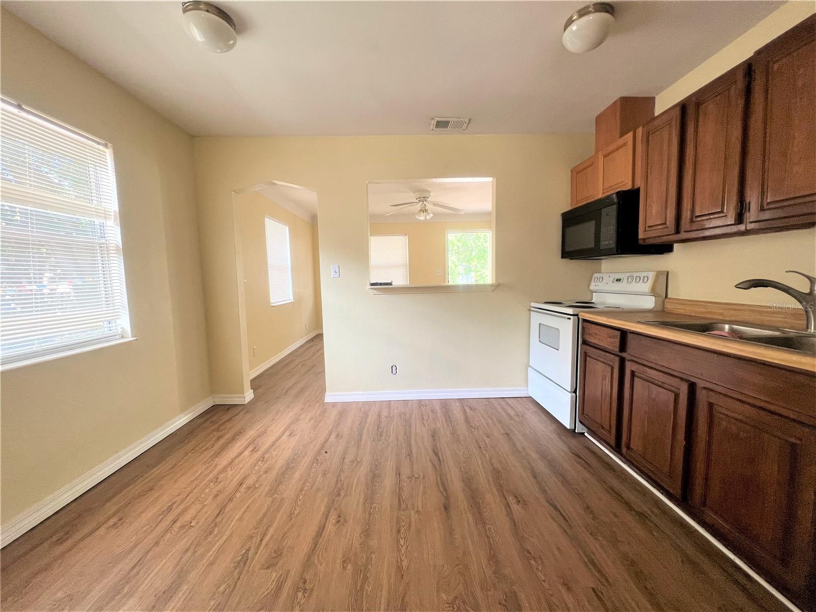 6025 CEDAR ST NE, ST PETERSBURG, FL, 33703