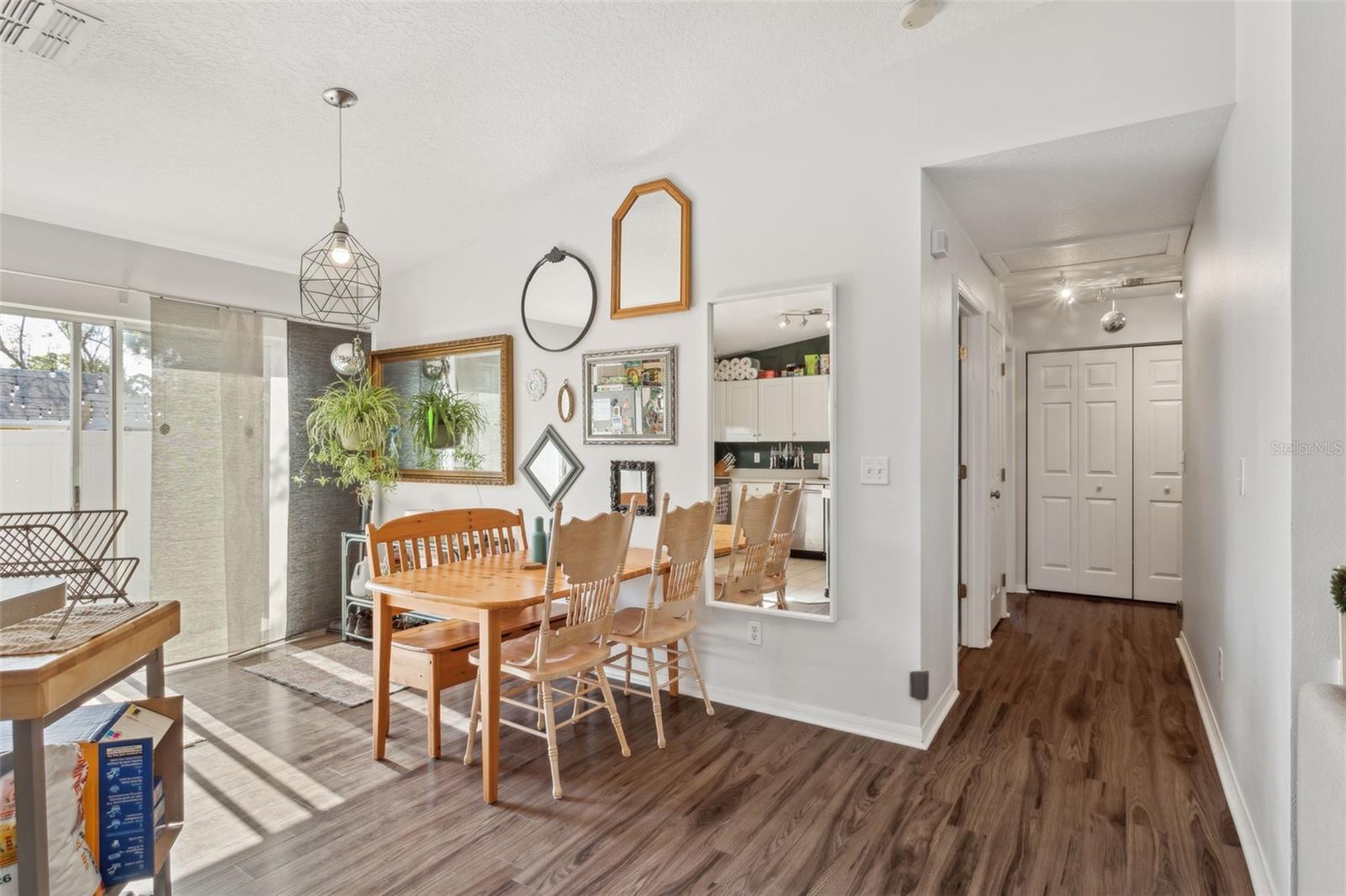 1050 22ND AVE N, ST PETERSBURG, FL, 33704