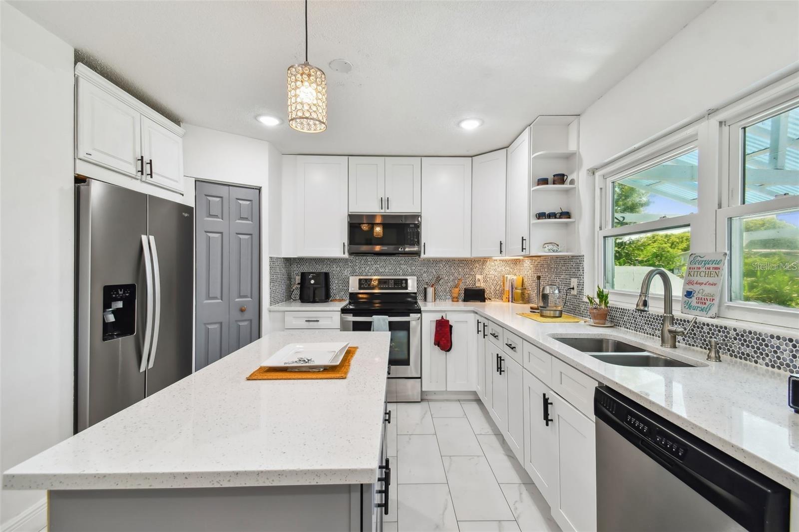 5816 LIVERPOOL DR, TAMPA, FL, 33615