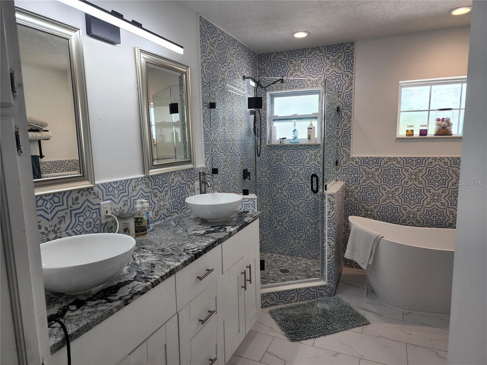 5816 LIVERPOOL DR, TAMPA, FL, 33615