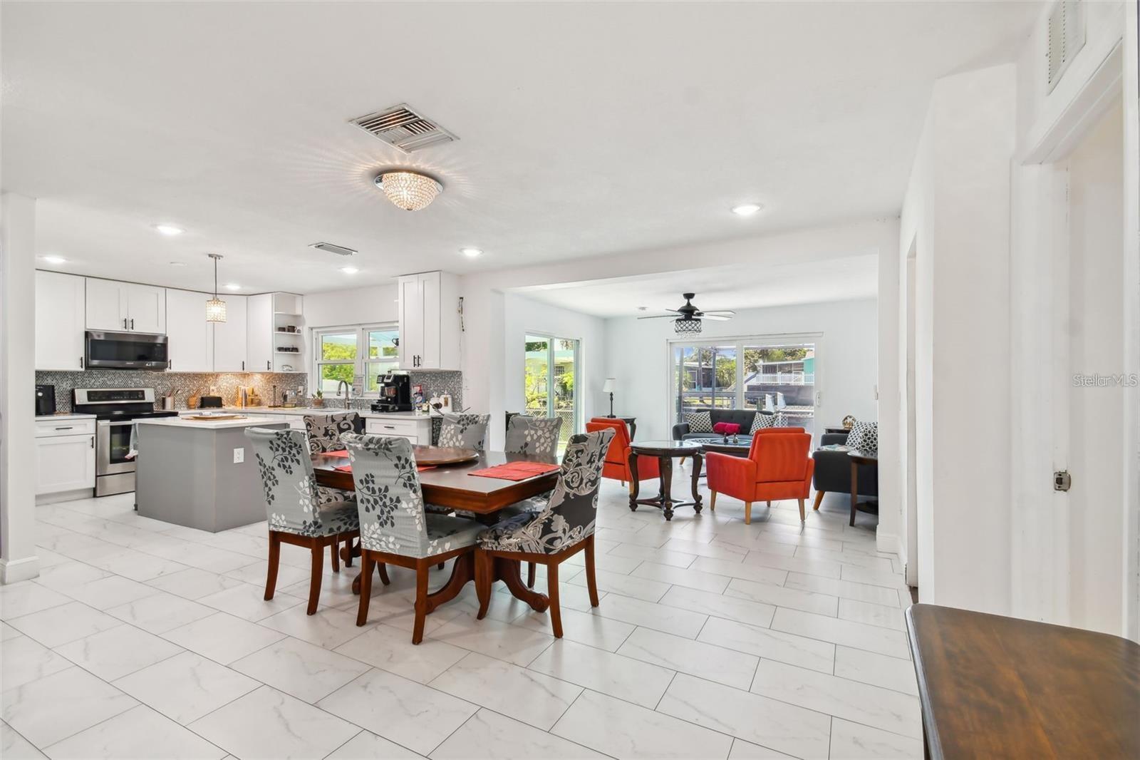 5816 LIVERPOOL DR, TAMPA, FL, 33615