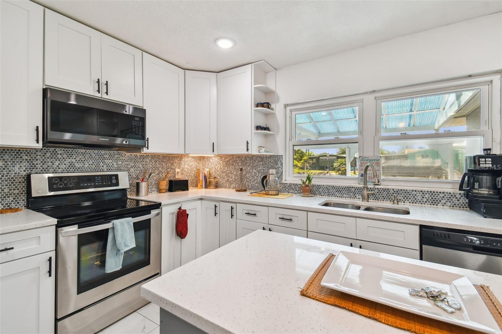 5816 LIVERPOOL DR, TAMPA, FL, 33615