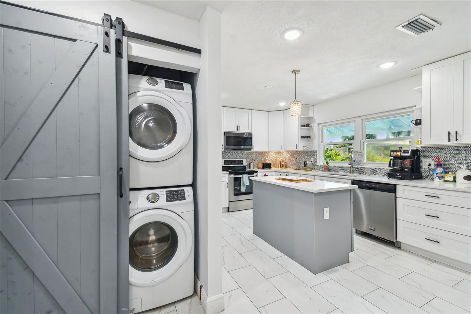 5816 LIVERPOOL DR, TAMPA, FL, 33615