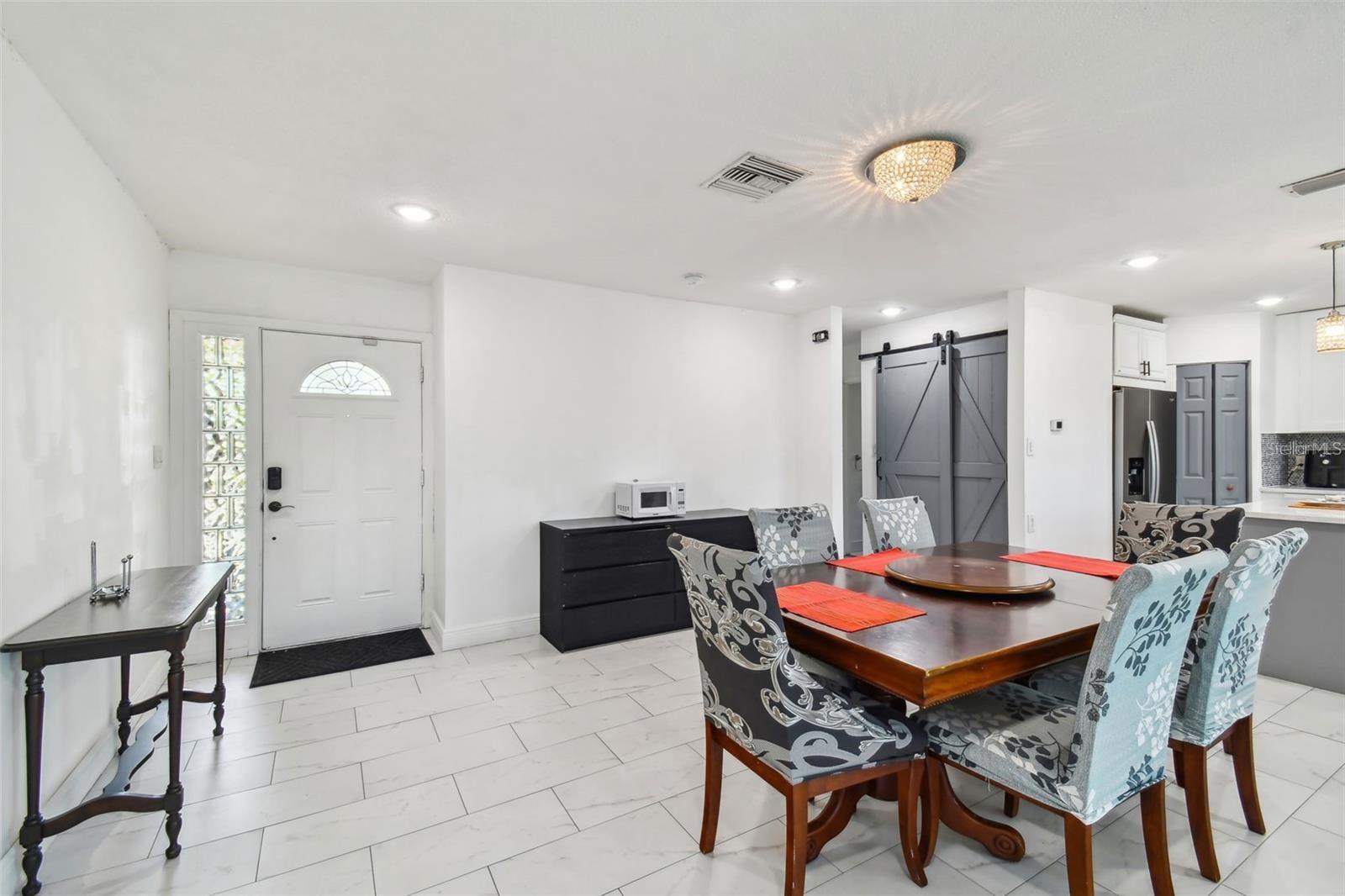 5816 LIVERPOOL DR, TAMPA, FL, 33615