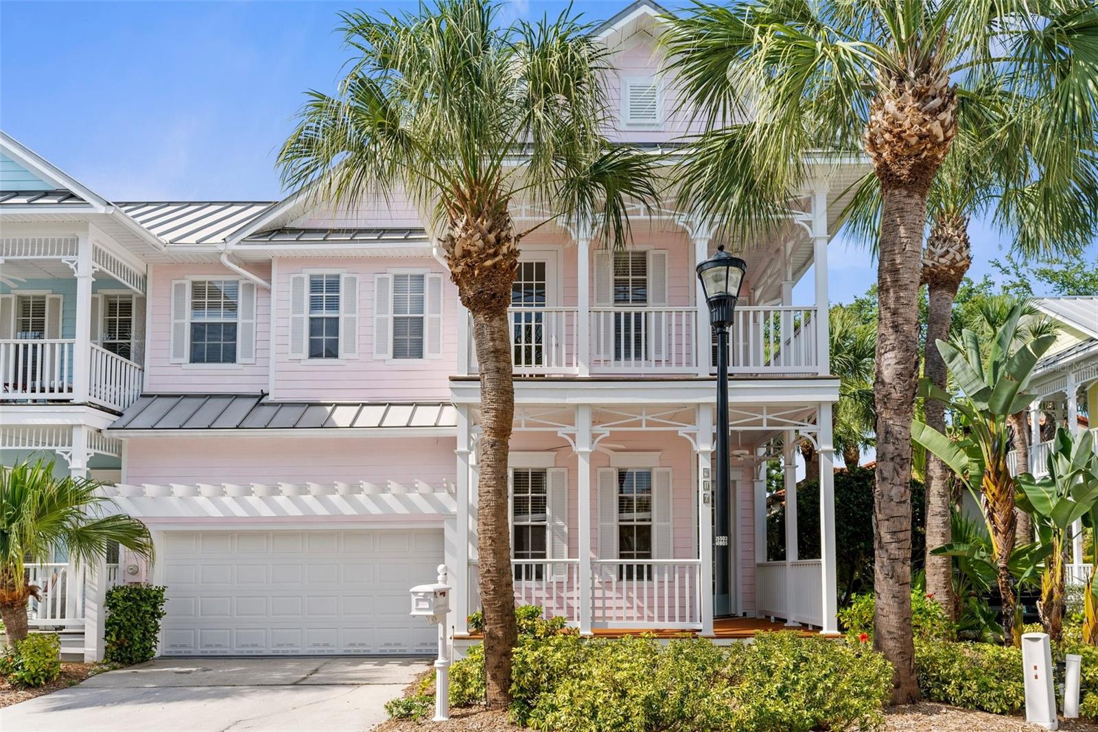 916 HEMINGWAY CIR, TAMPA, FL, 33602