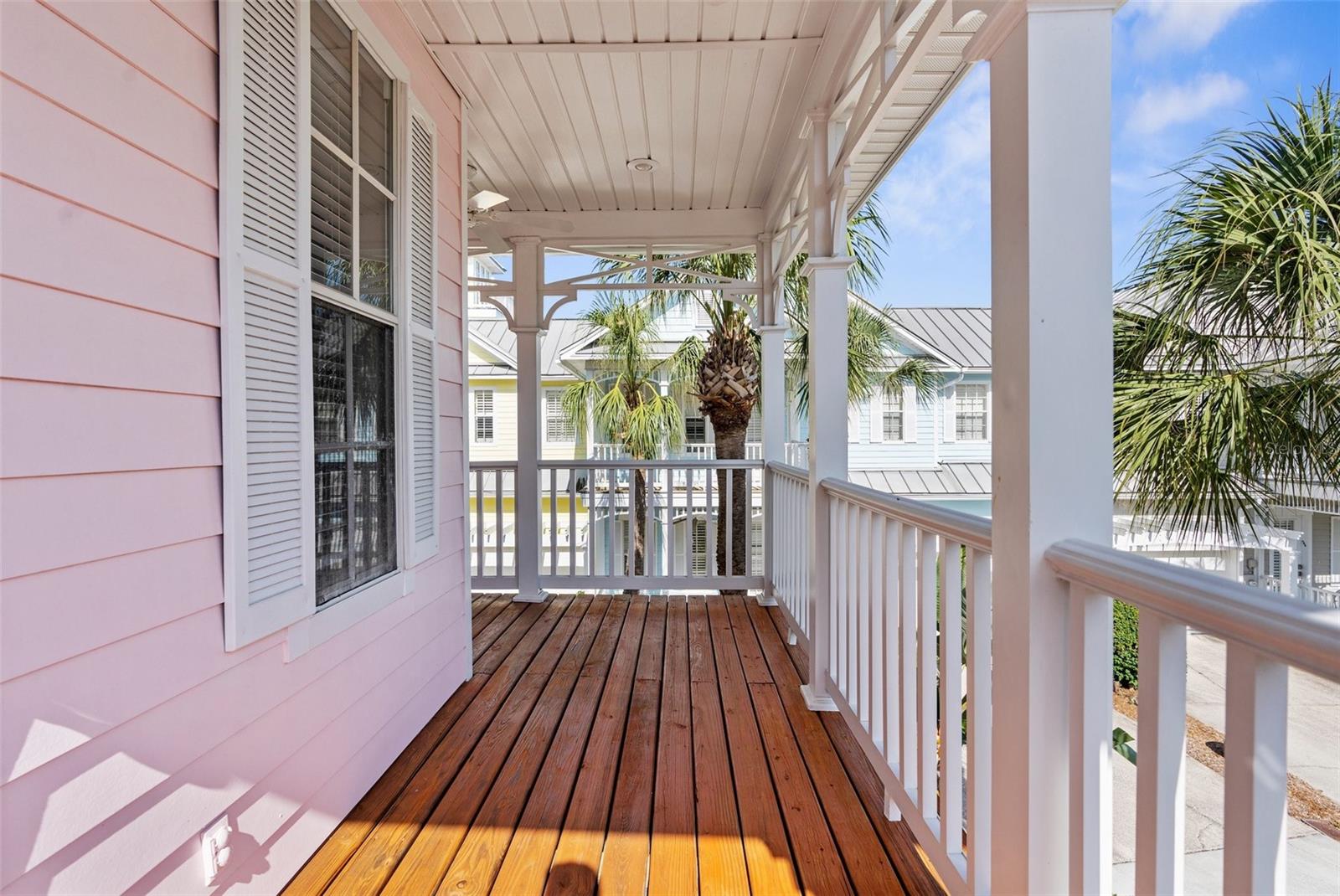 916 HEMINGWAY CIR, TAMPA, FL, 33602