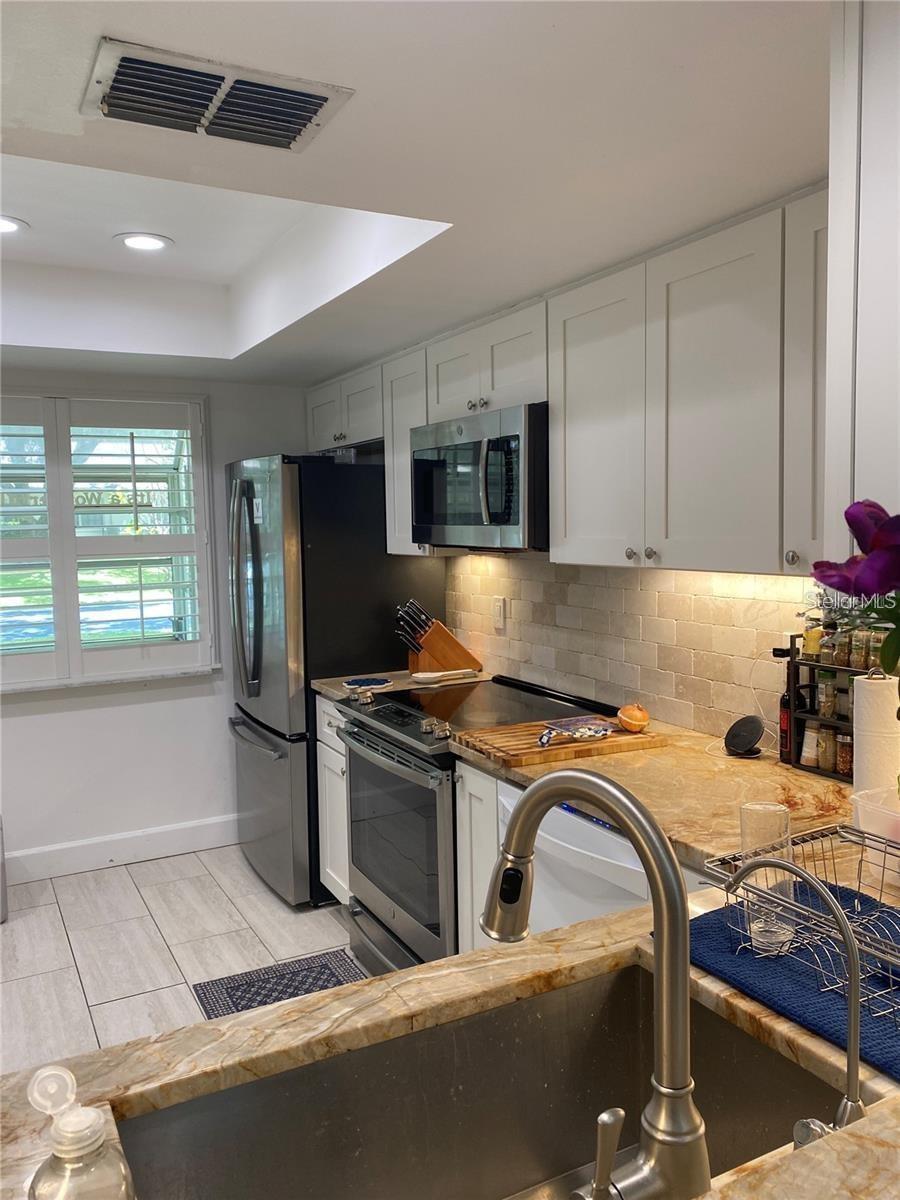 2231 LARK CIR E #A, PALM HARBOR, FL, 34684