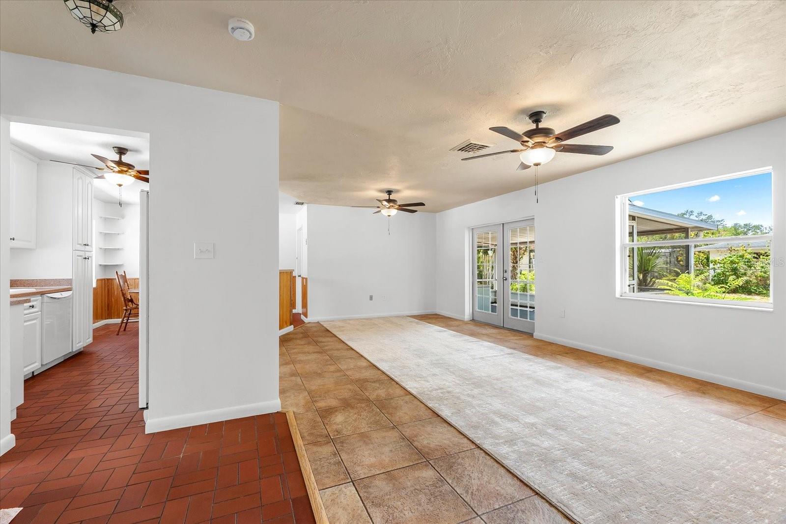 3736 WOODMONT DR, SARASOTA, FL, 34232