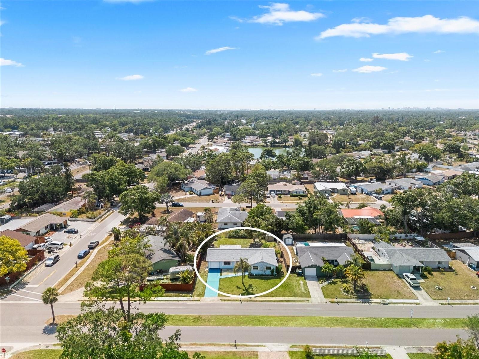 3736 WOODMONT DR, SARASOTA, FL, 34232