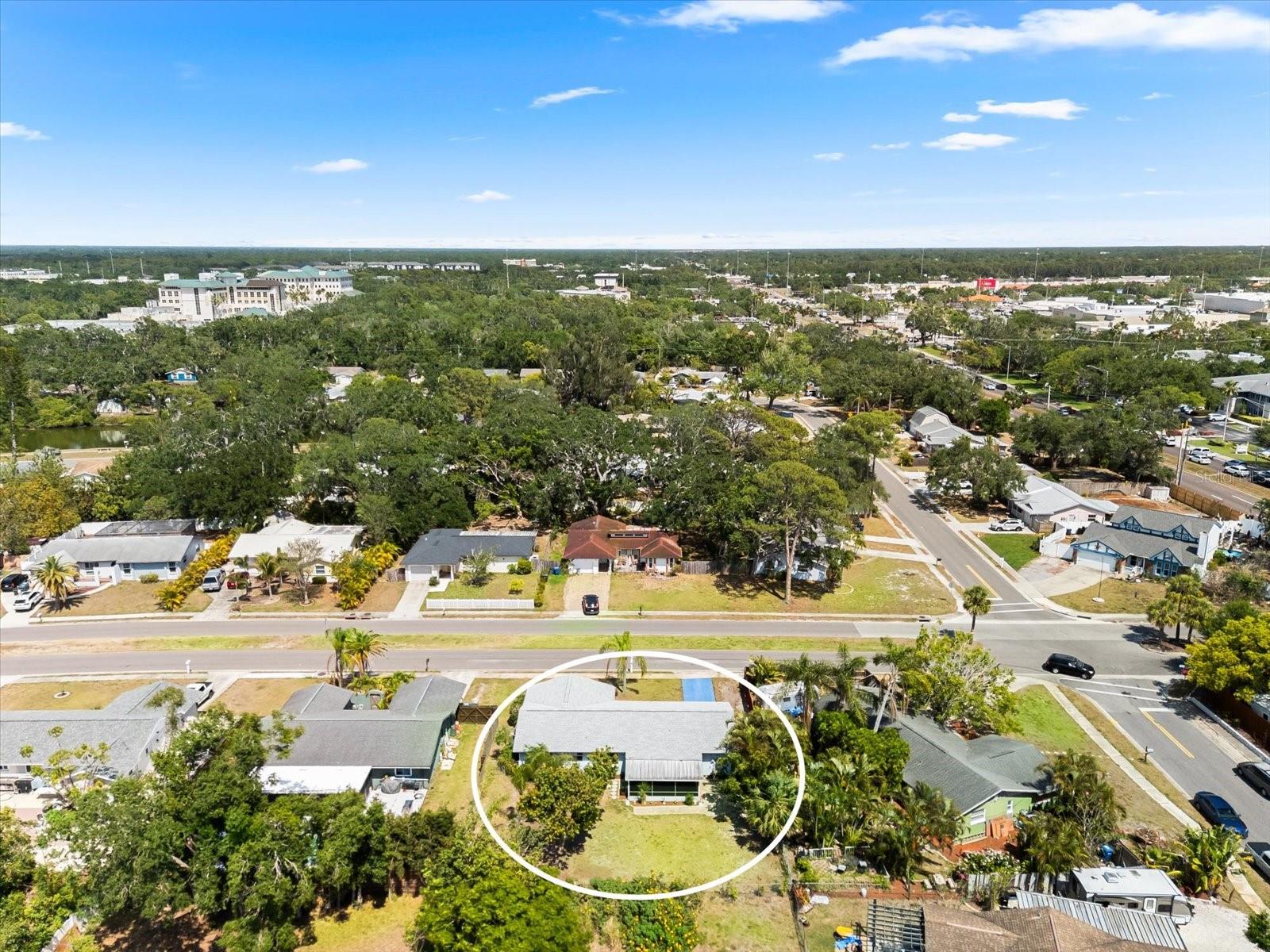 3736 WOODMONT DR, SARASOTA, FL, 34232