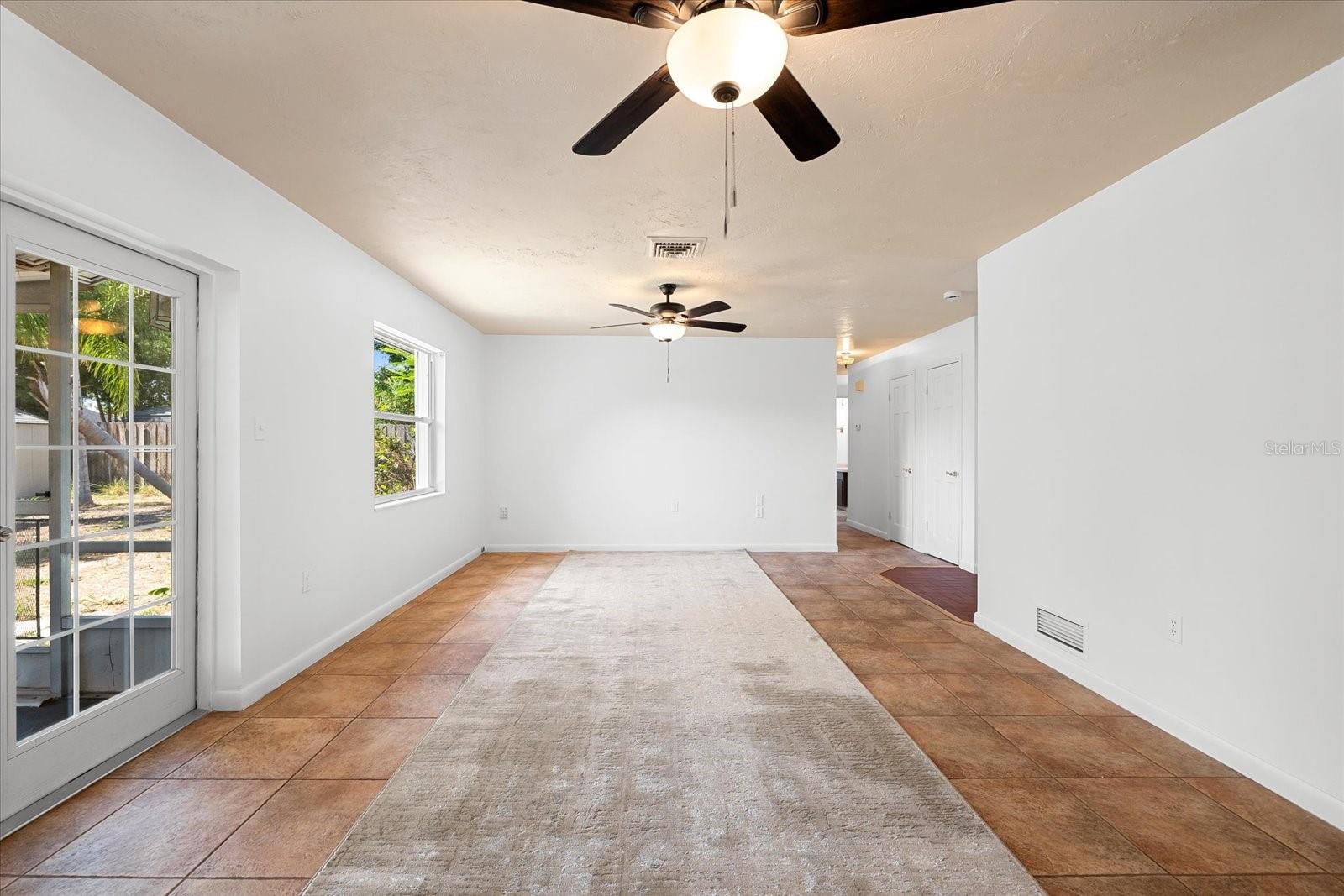 3736 WOODMONT DR, SARASOTA, FL, 34232