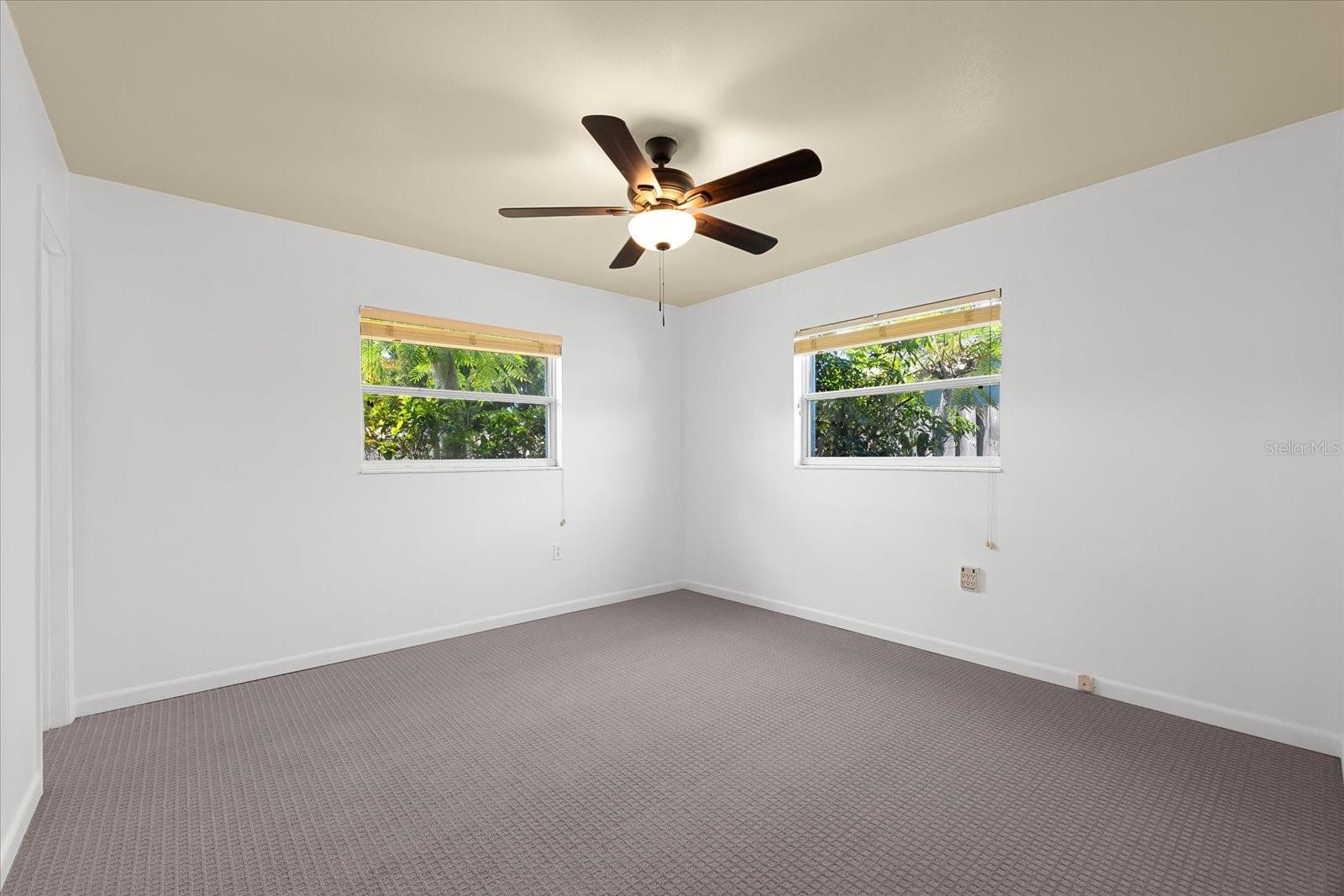 3736 WOODMONT DR, SARASOTA, FL, 34232