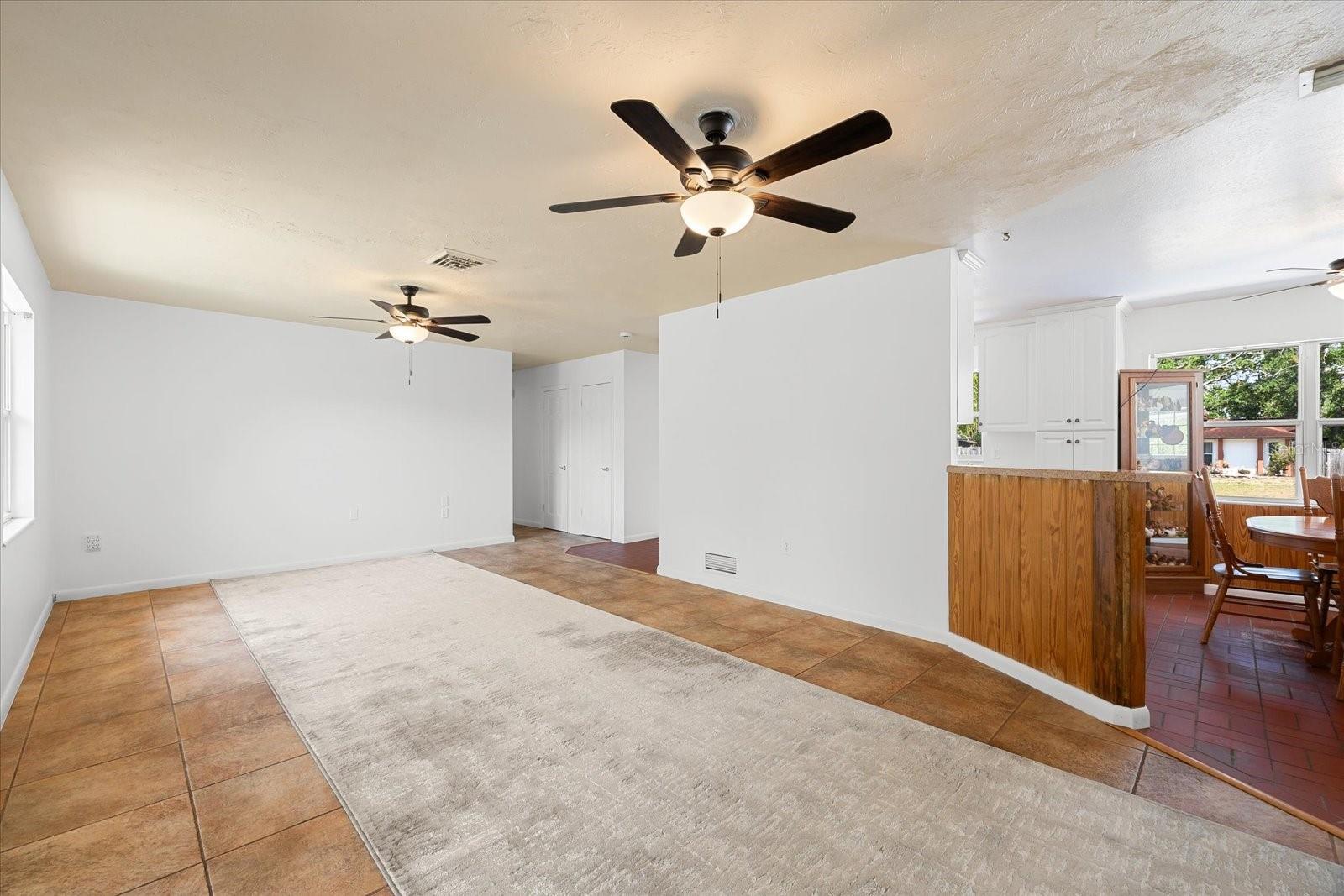 3736 WOODMONT DR, SARASOTA, FL, 34232