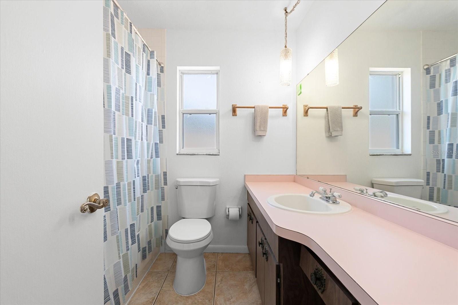 3736 WOODMONT DR, SARASOTA, FL, 34232