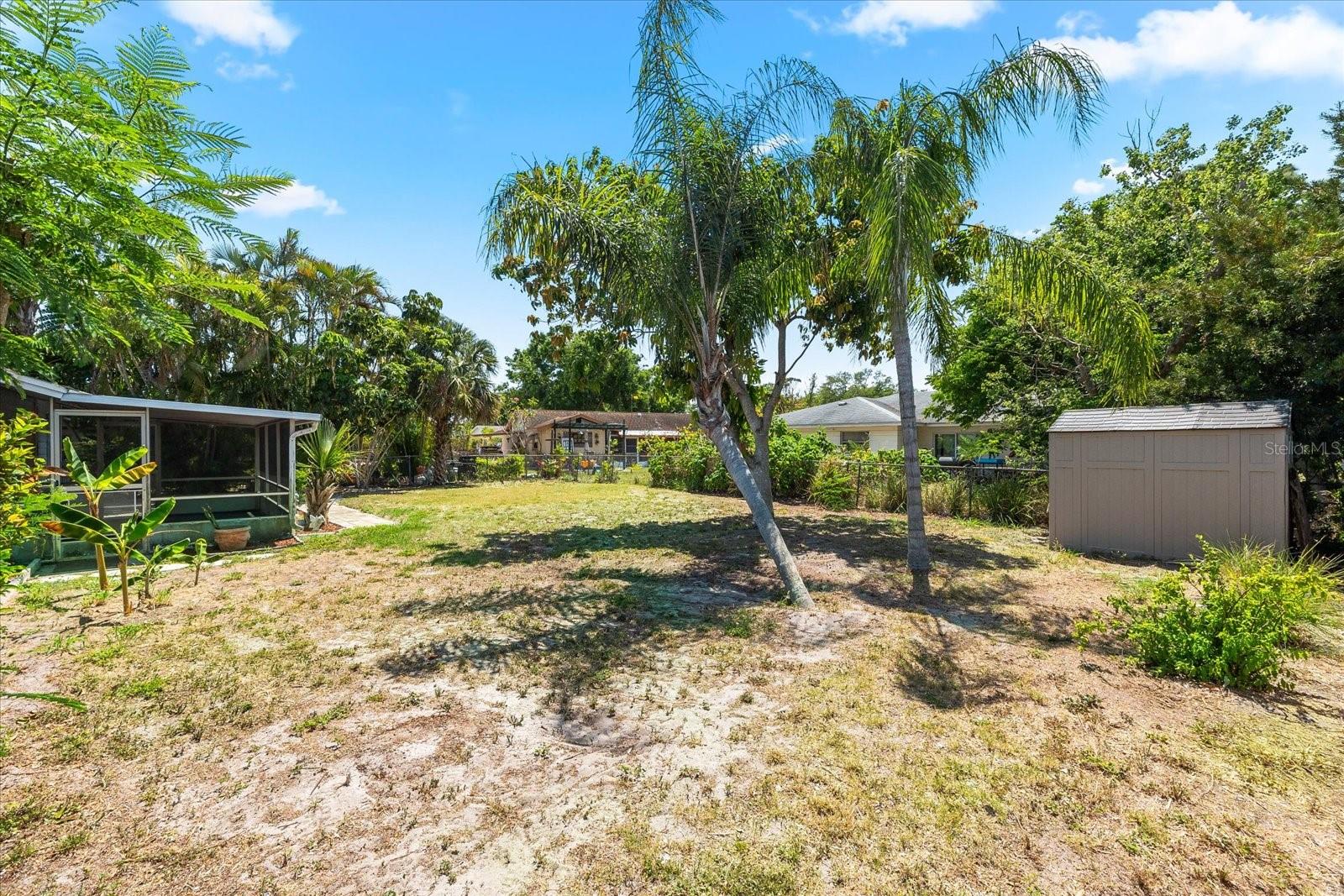 3736 WOODMONT DR, SARASOTA, FL, 34232