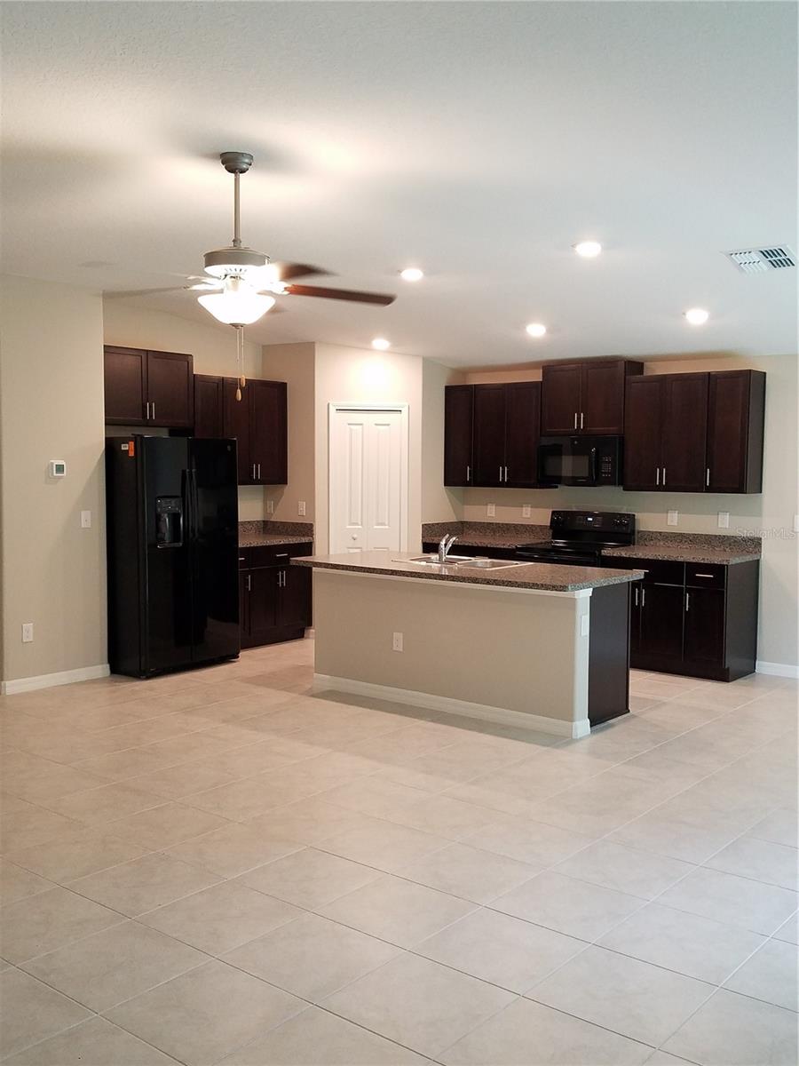 4160 SALT SPRINGS LN, LAKELAND, FL, 33811