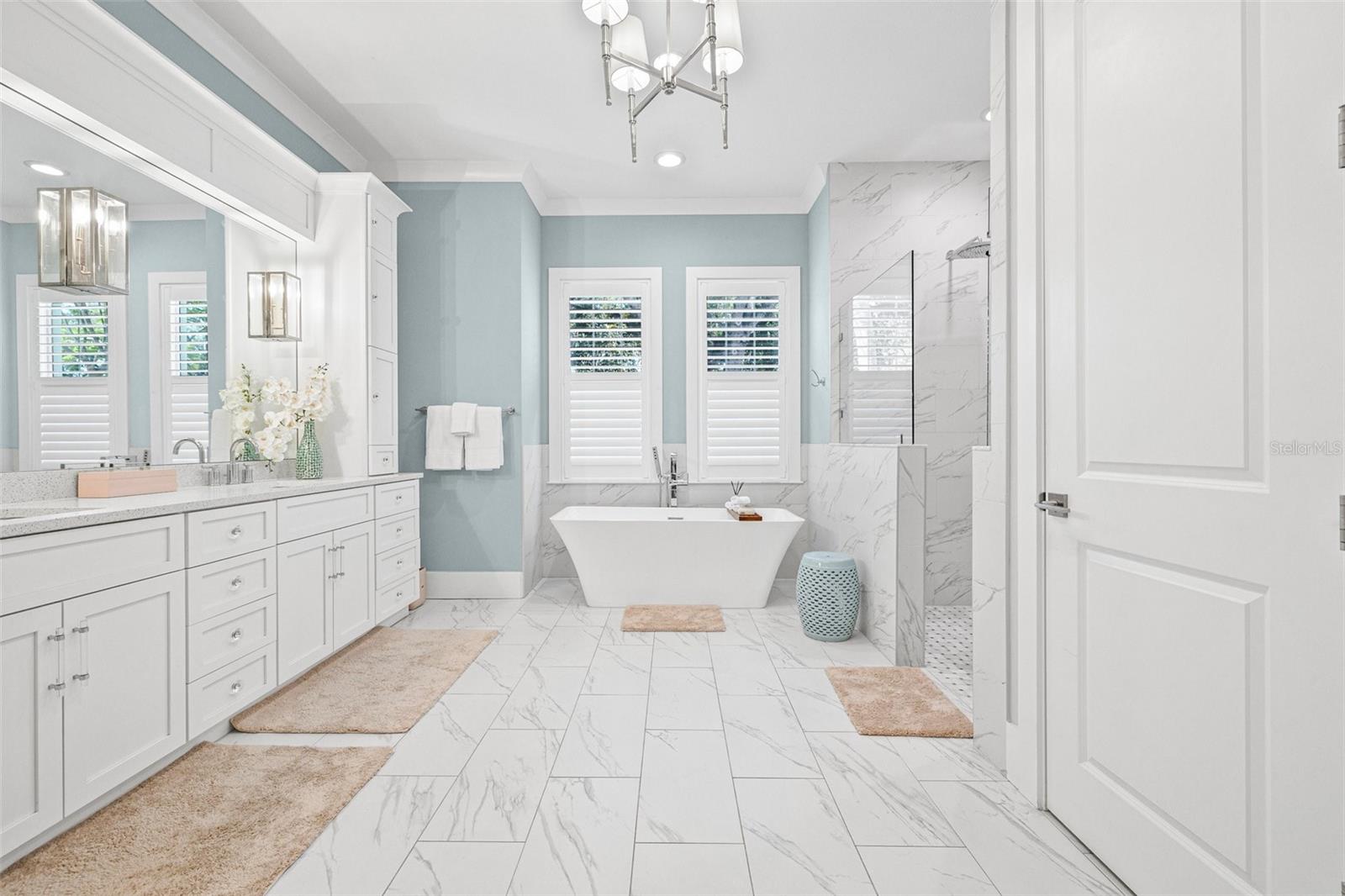 3711 W BARCELONA ST, TAMPA, FL, 33629