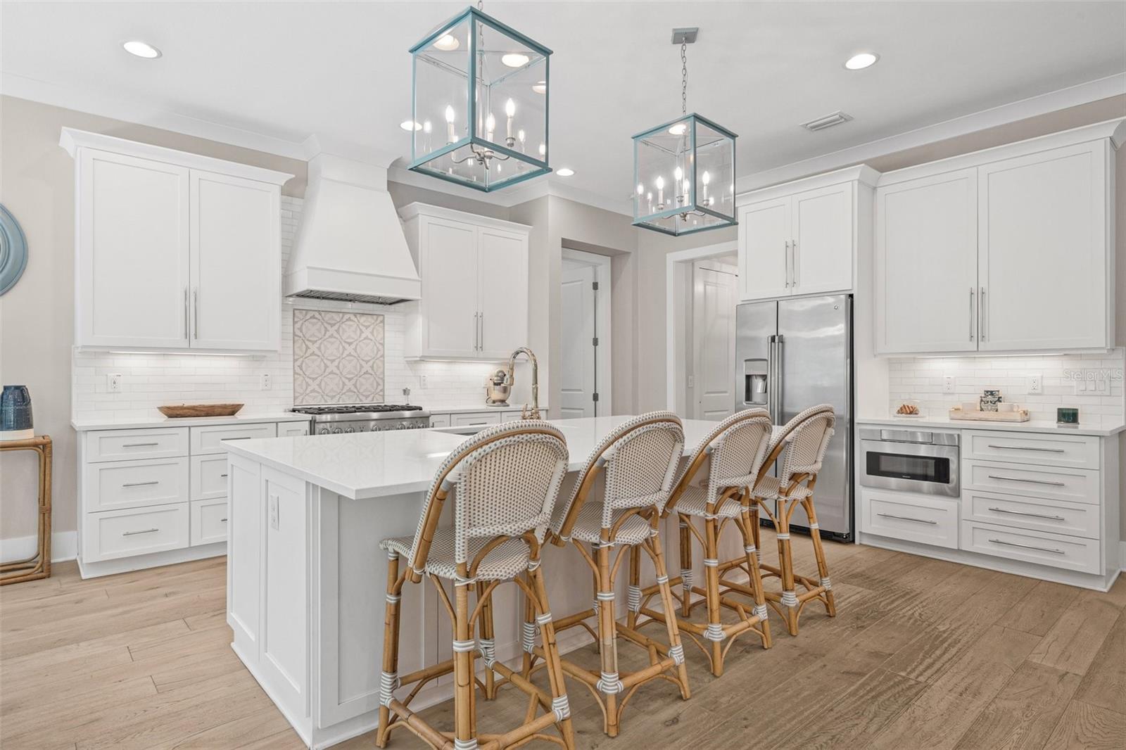 3711 W BARCELONA ST, TAMPA, FL, 33629