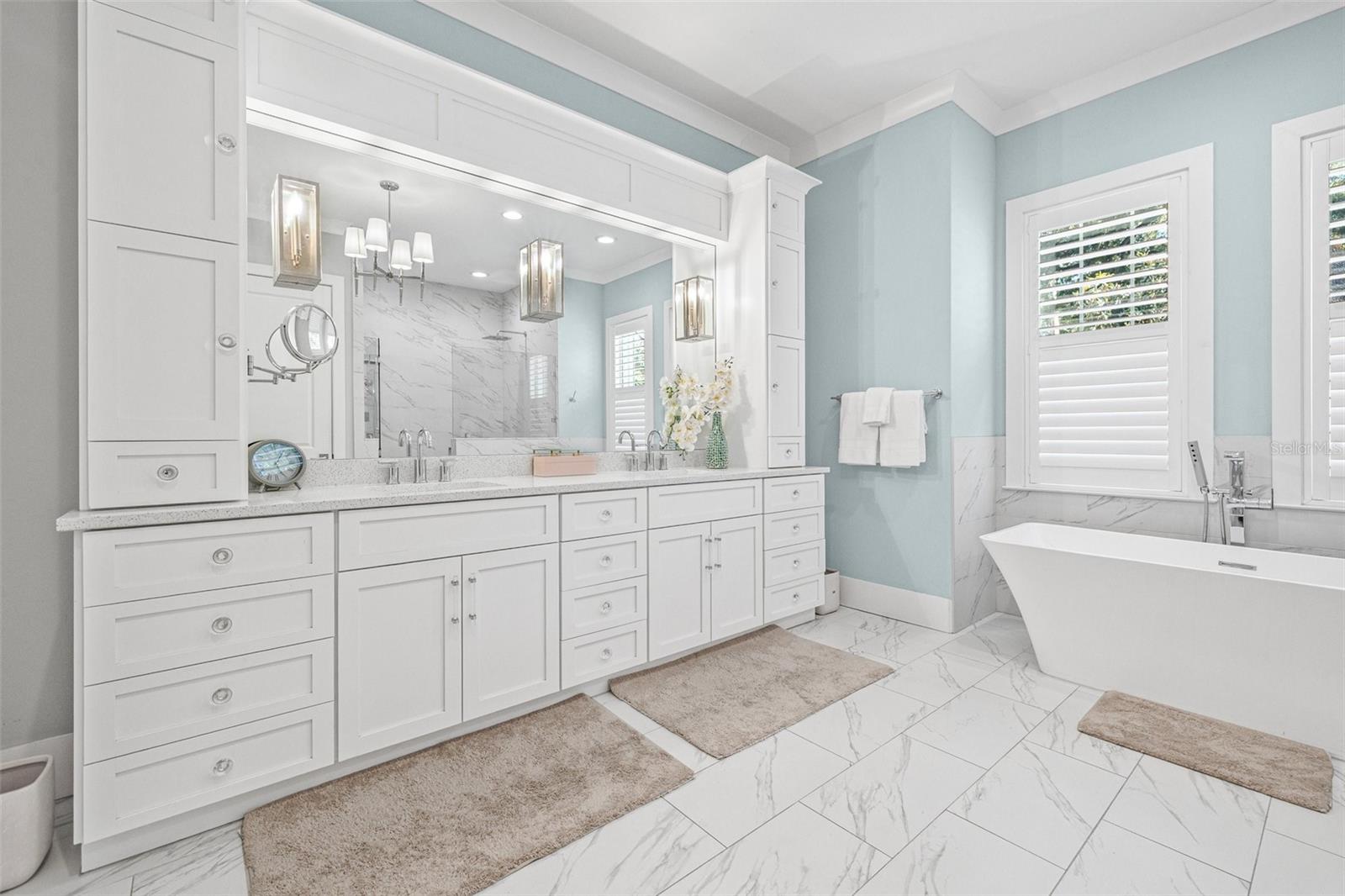 3711 W BARCELONA ST, TAMPA, FL, 33629