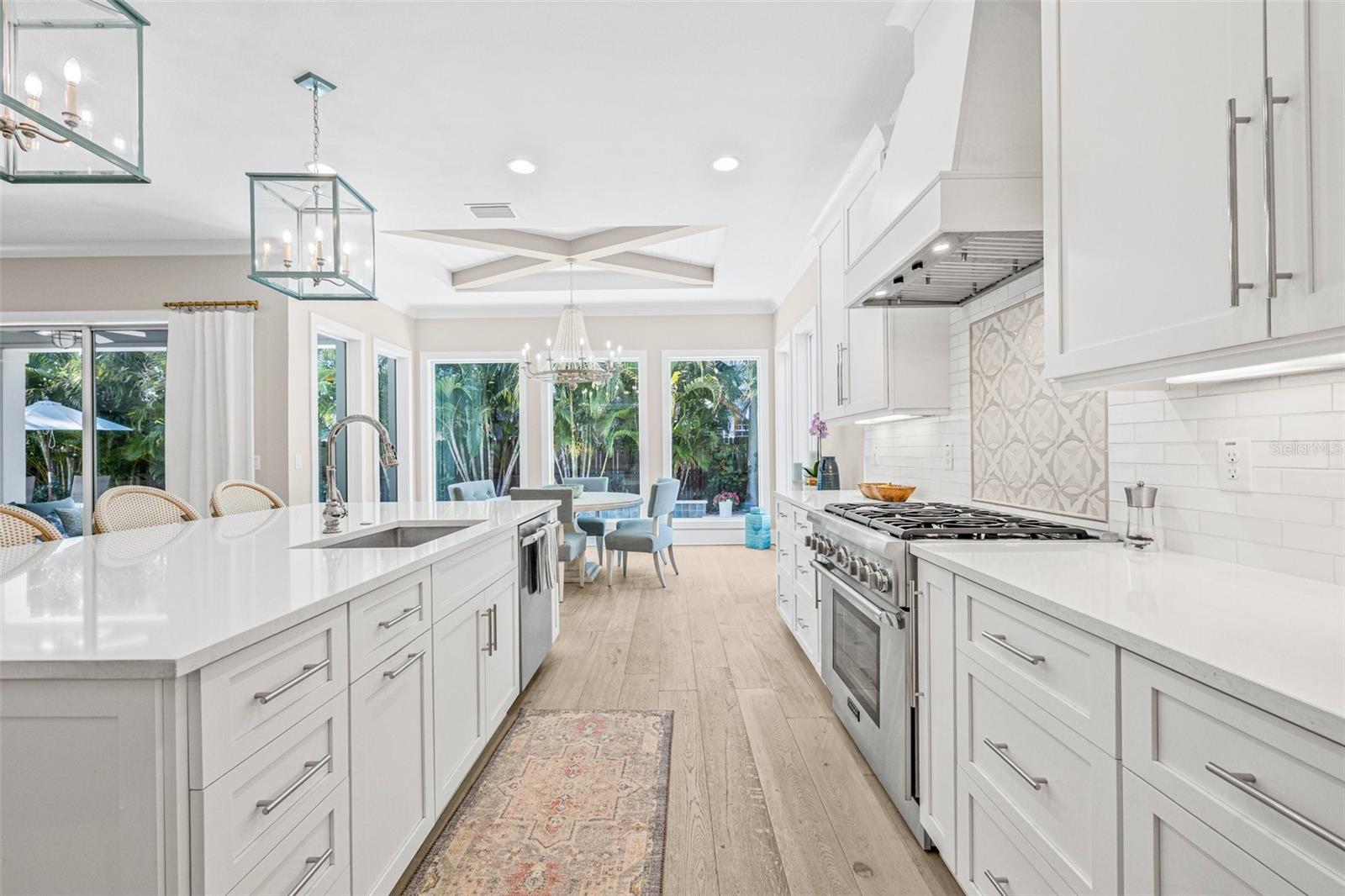 3711 W BARCELONA ST, TAMPA, FL, 33629