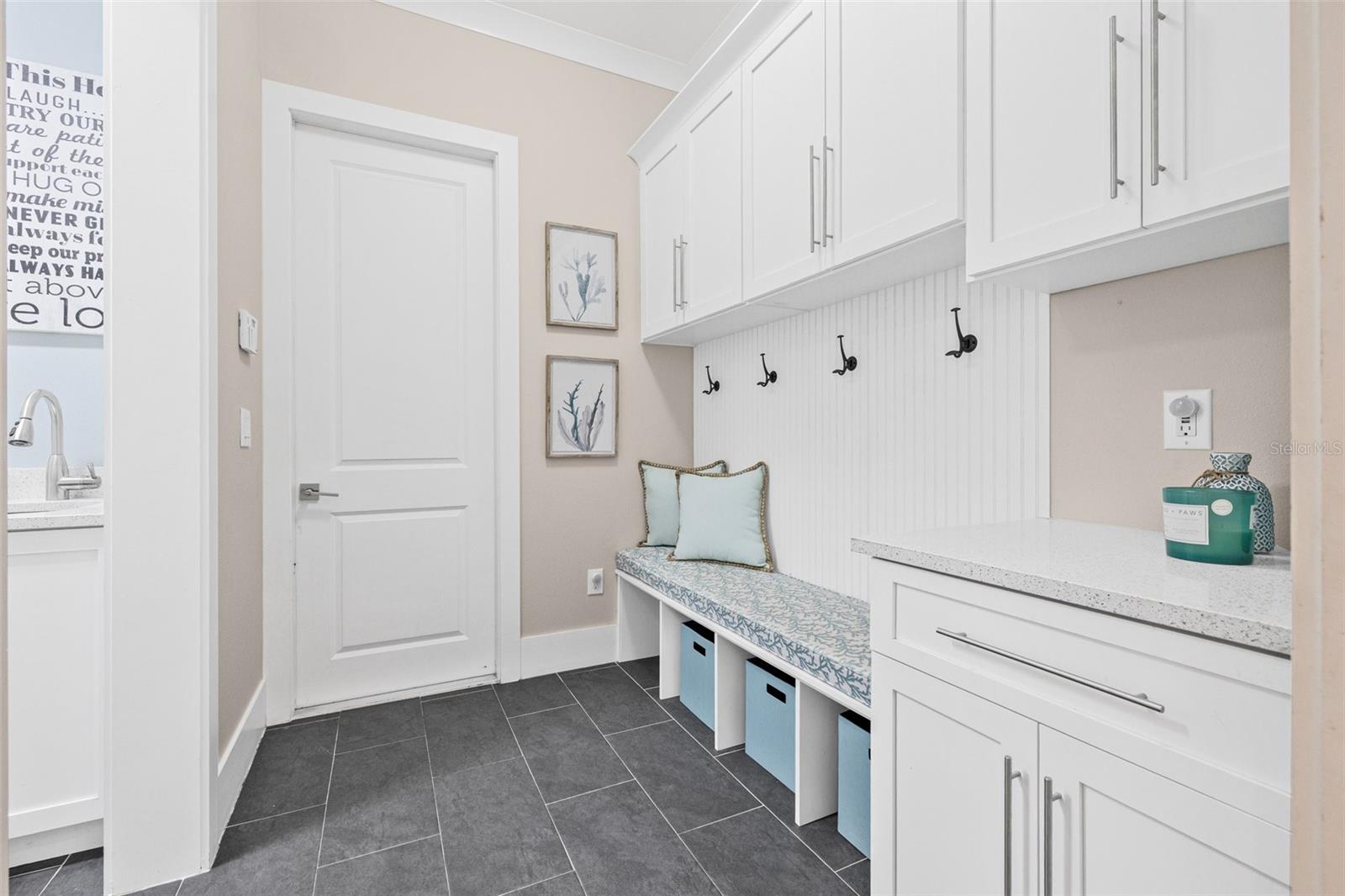 3711 W BARCELONA ST, TAMPA, FL, 33629