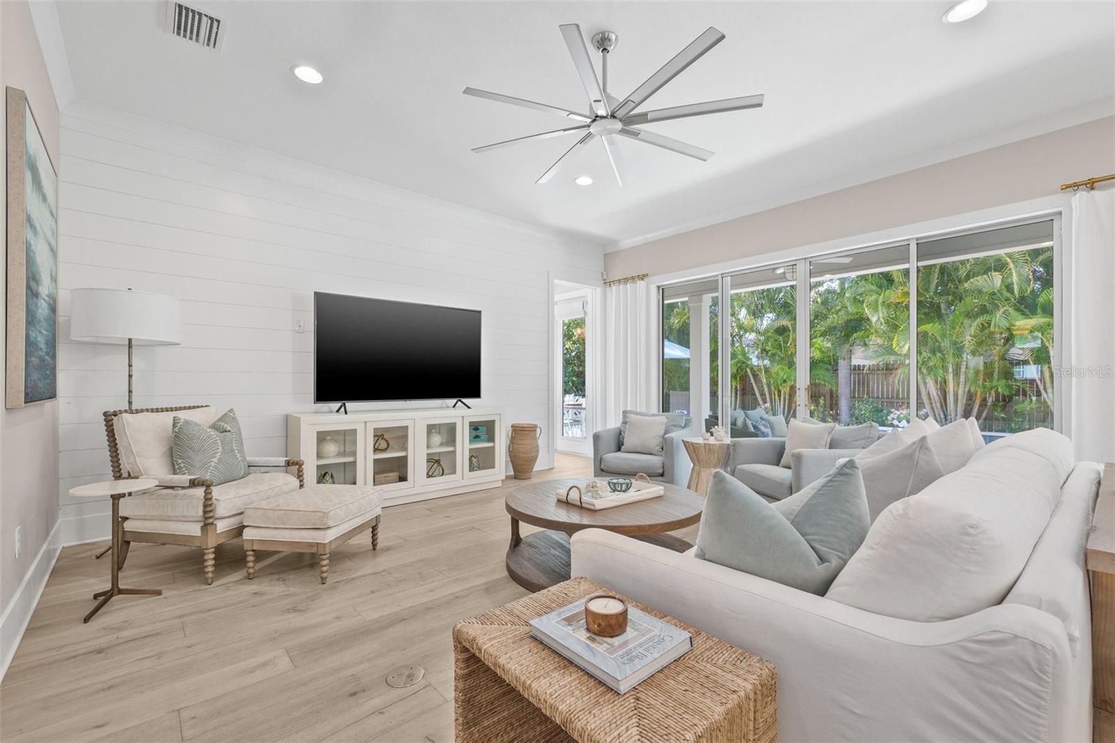 3711 W BARCELONA ST, TAMPA, FL, 33629