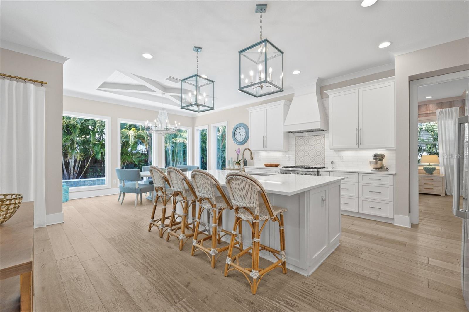 3711 W BARCELONA ST, TAMPA, FL, 33629