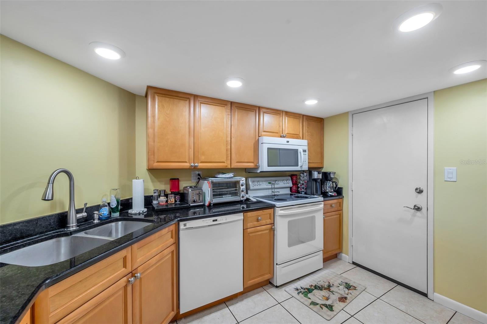 7400 SUN ISLAND DR S #206, SOUTH PASADENA, FL, 33707