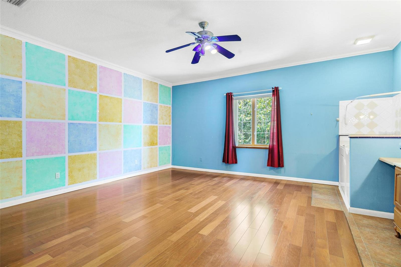 2400 N GRIFFIN DR, LEESBURG, FL, 34748