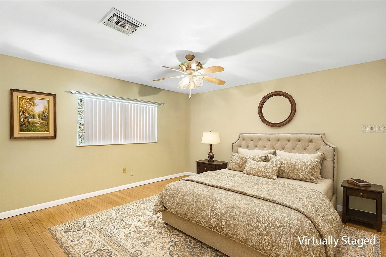 2400 N GRIFFIN DR, LEESBURG, FL, 34748