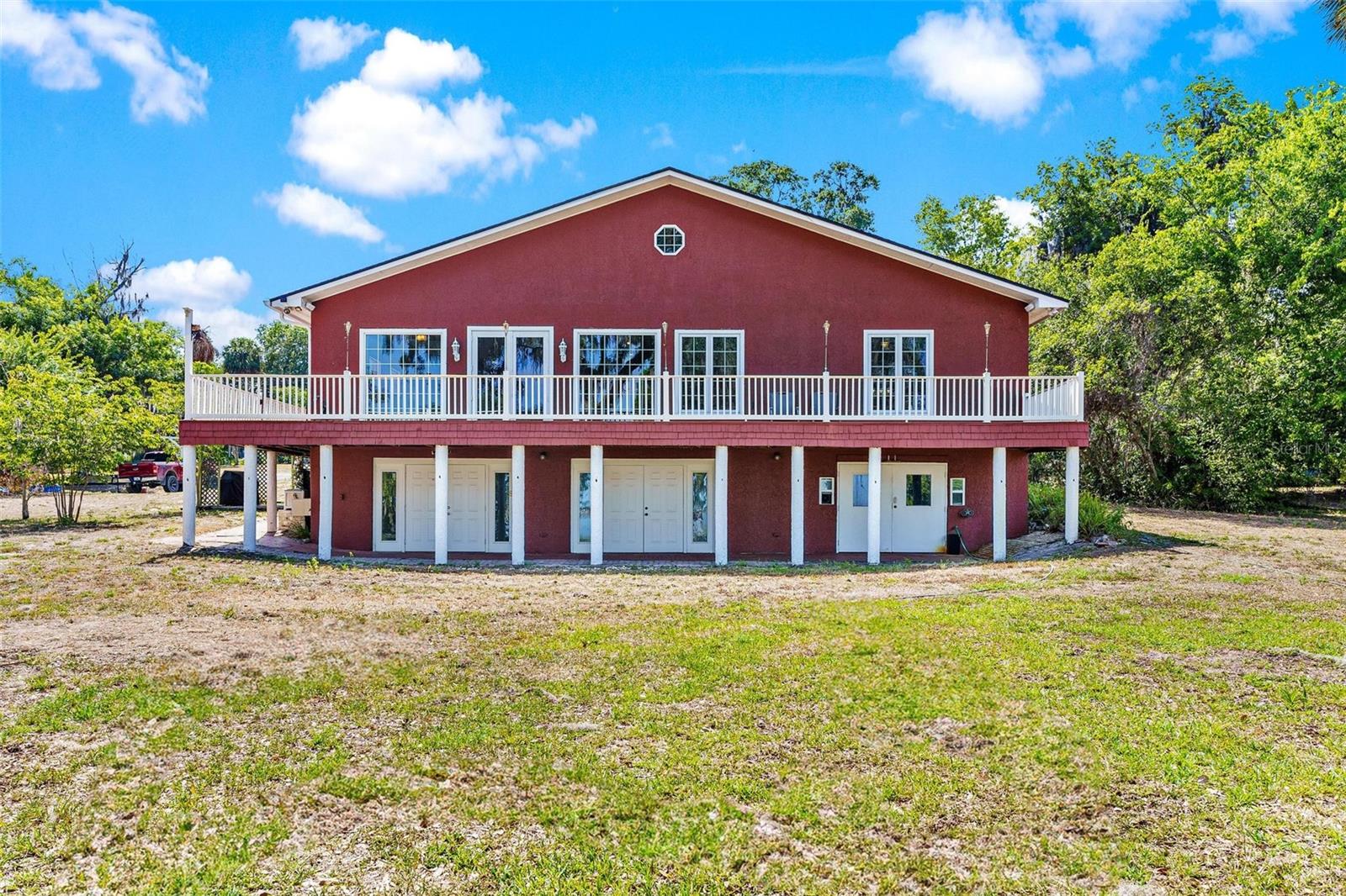 2400 N GRIFFIN DR, LEESBURG, FL, 34748