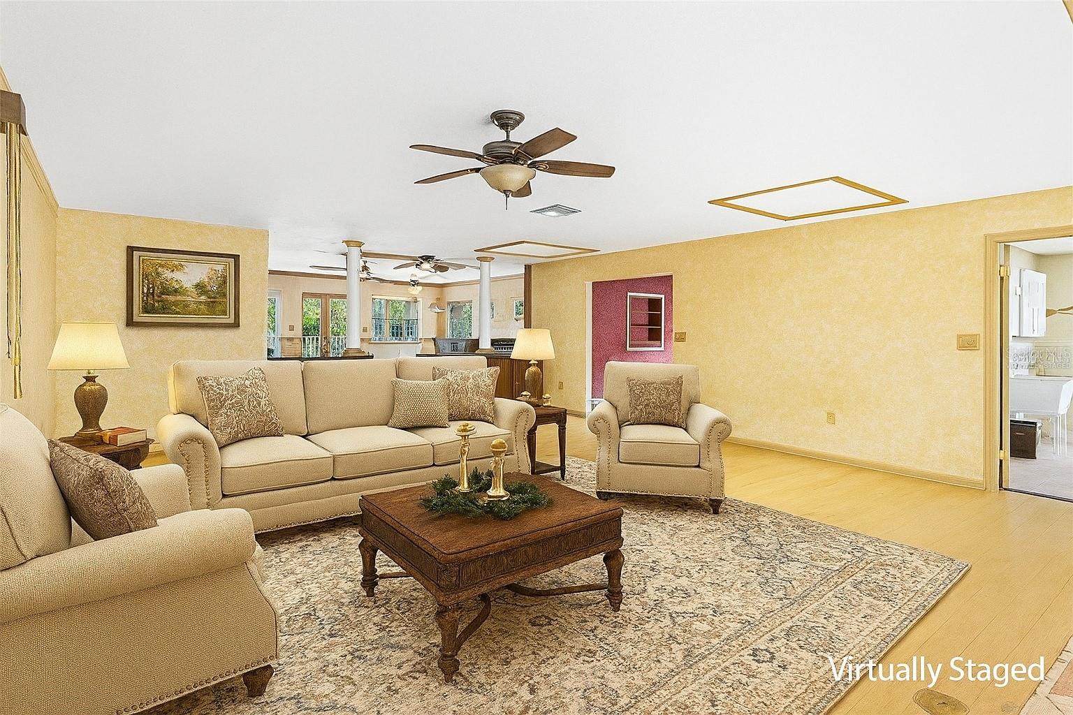 2400 N GRIFFIN DR, LEESBURG, FL, 34748