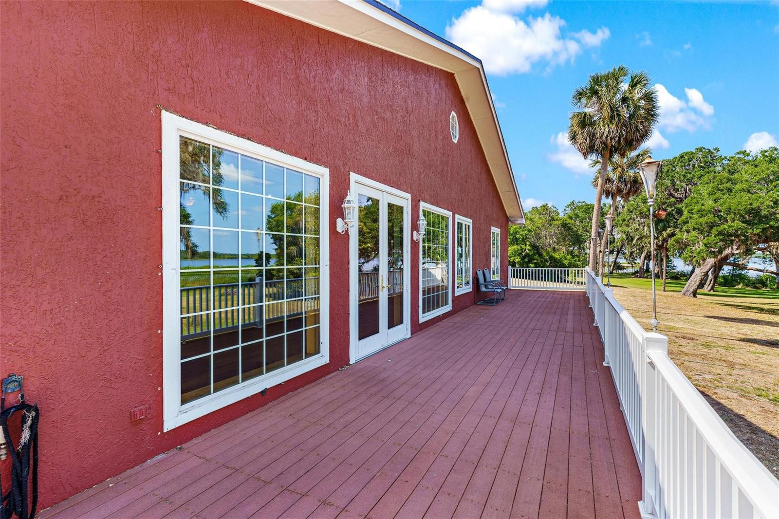 2400 N GRIFFIN DR, LEESBURG, FL, 34748