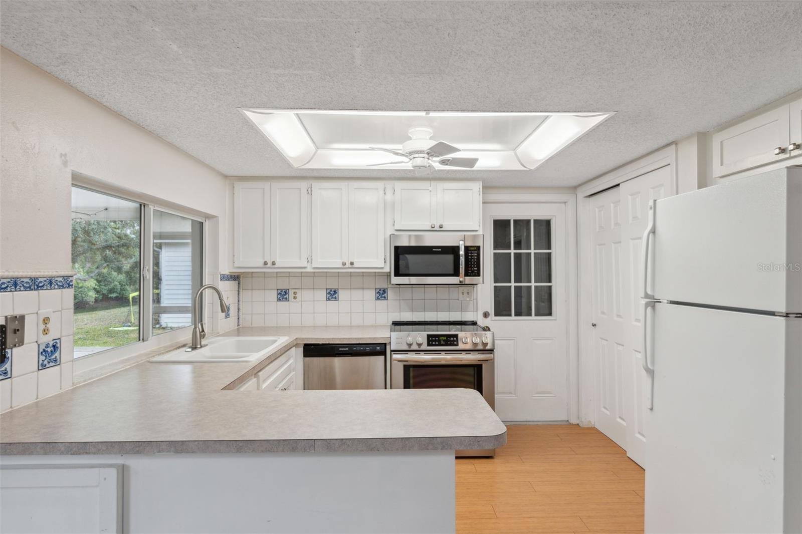 8600 VILLAGE MILL ROW, HUDSON, FL, 34667