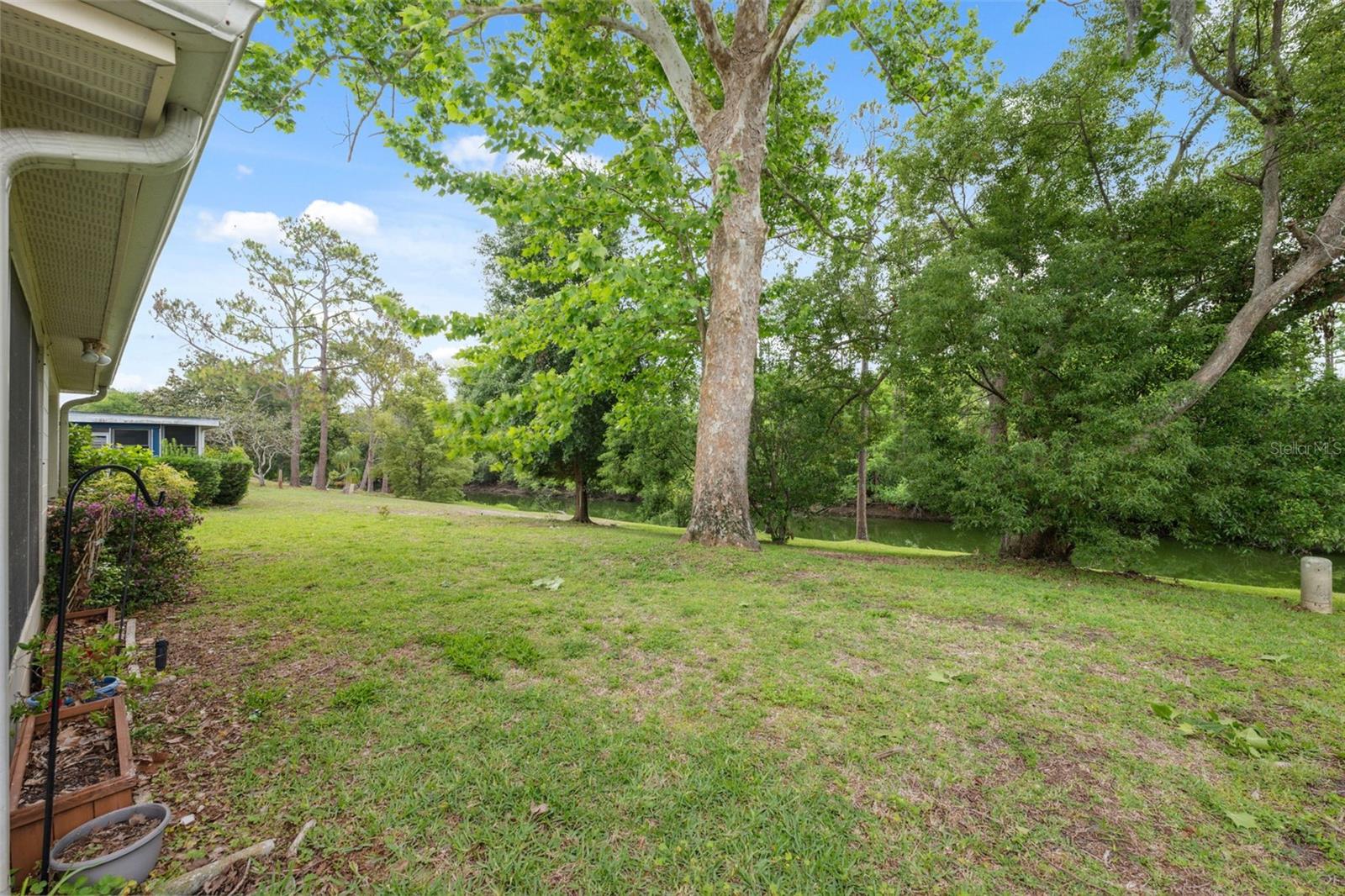 8600 VILLAGE MILL ROW, HUDSON, FL, 34667