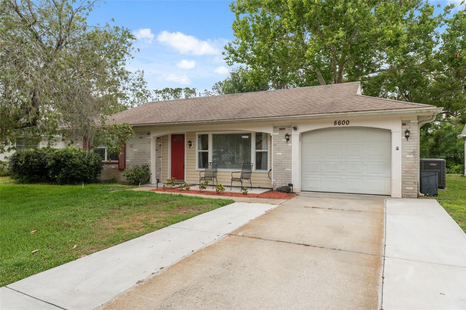 8600 VILLAGE MILL ROW, HUDSON, FL, 34667