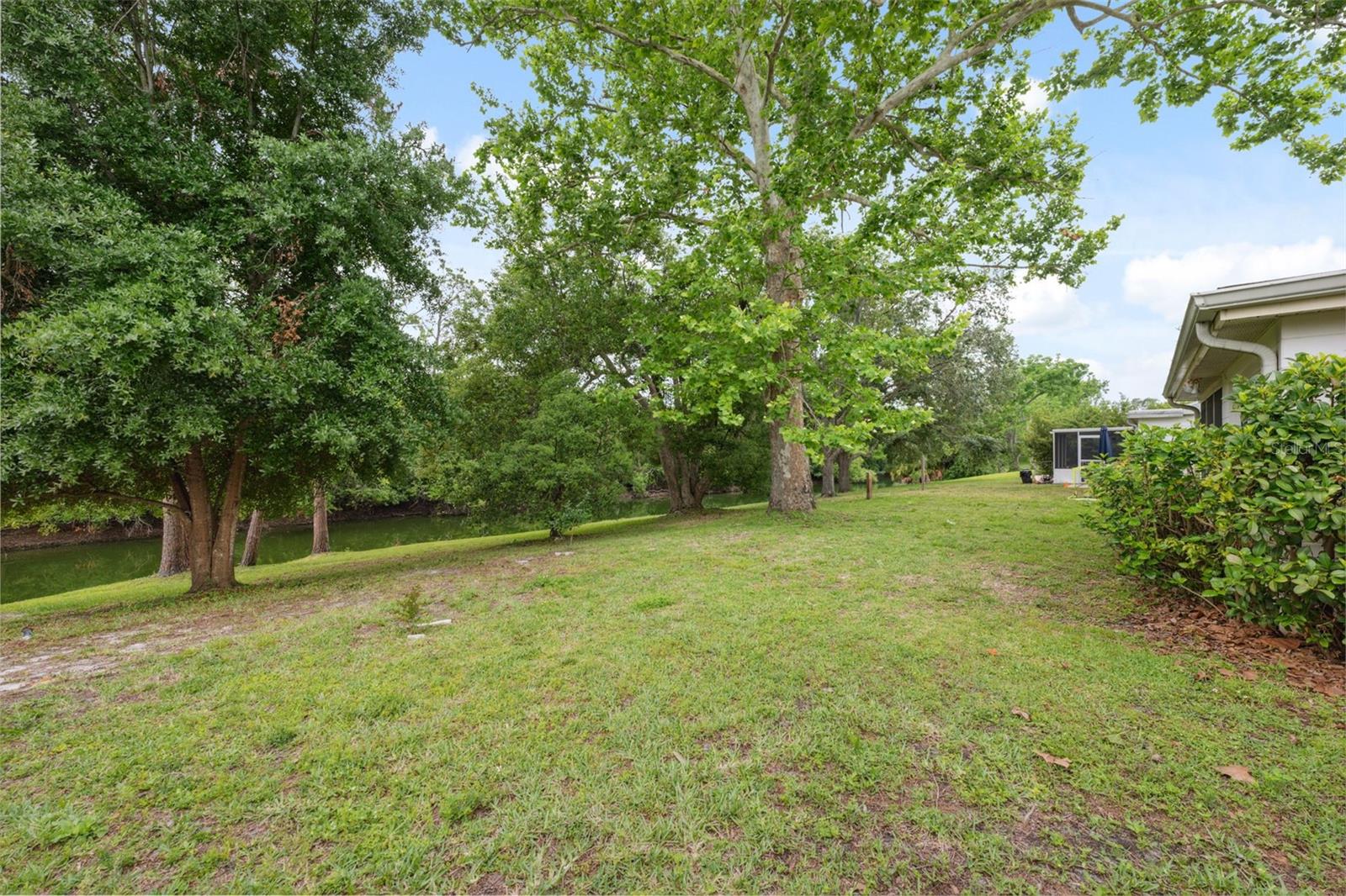 8600 VILLAGE MILL ROW, HUDSON, FL, 34667